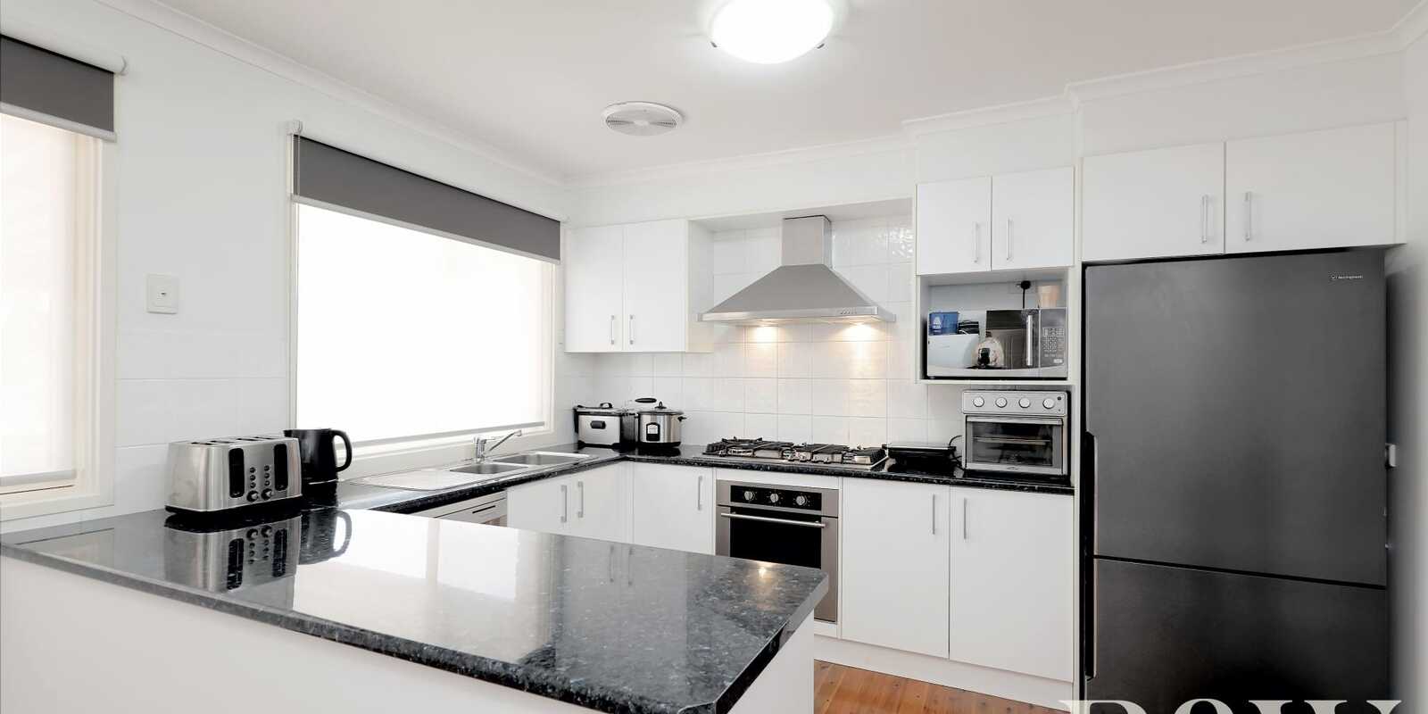 1 & 1A Chrisalex Place St Clair 1 & 1A Chrisalex Place St Clair