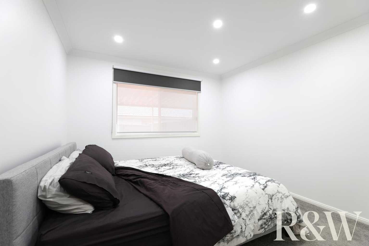 1 & 1A Chrisalex Place St Clair 1 & 1A Chrisalex Place St Clair