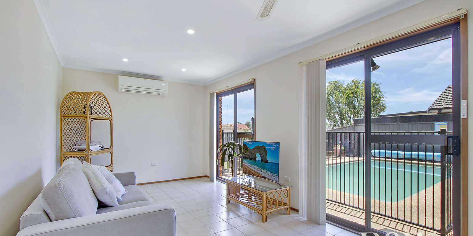 17 Eucumbene Place St Clair 17 Eucumbene Place St Clair