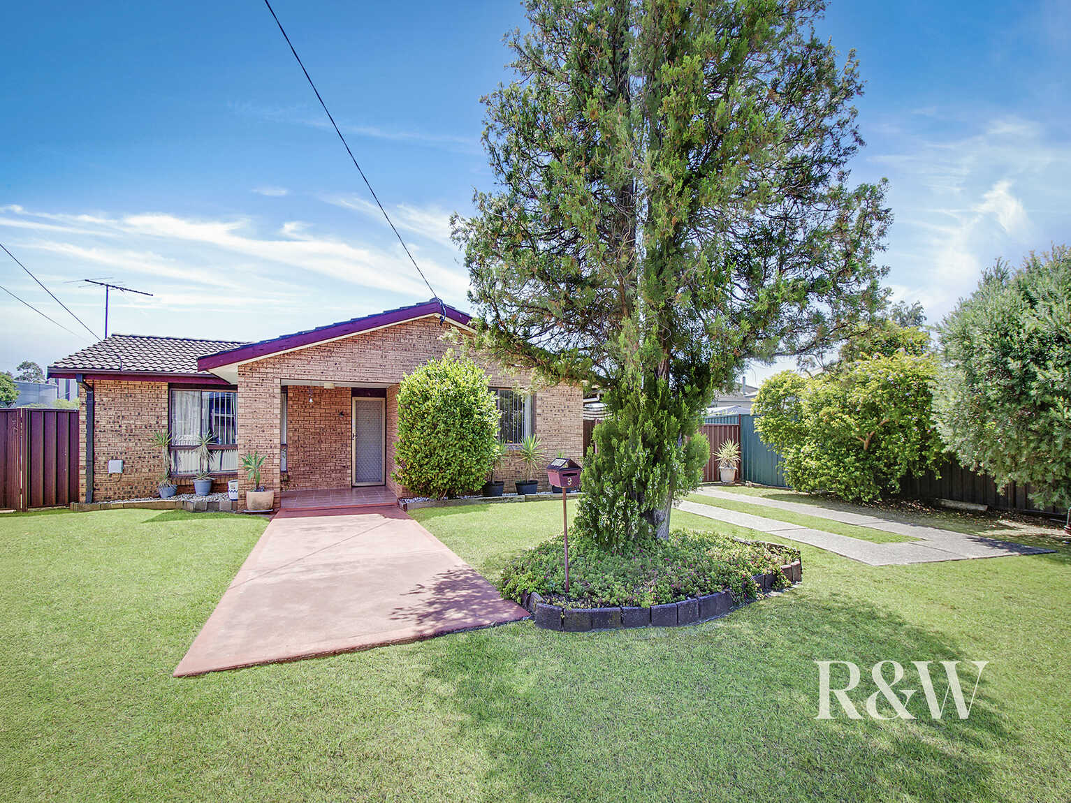 9 Dawn Close Lurnea