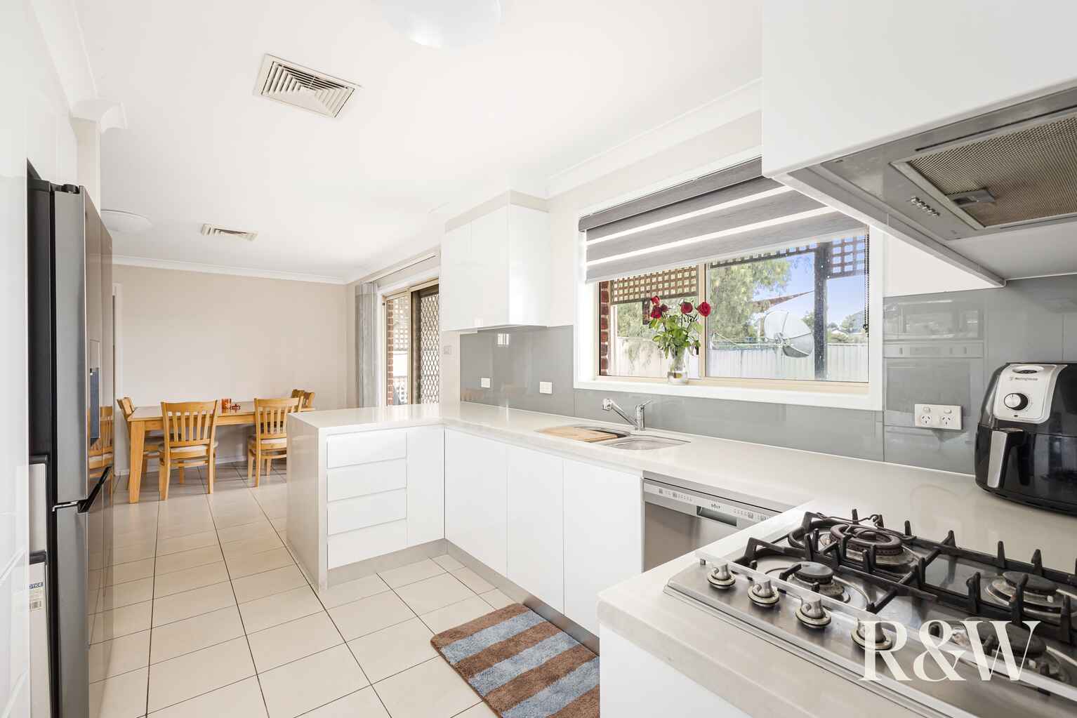 6 Ashwick Circuit St Clair 6 Ashwick Circuit St Clair