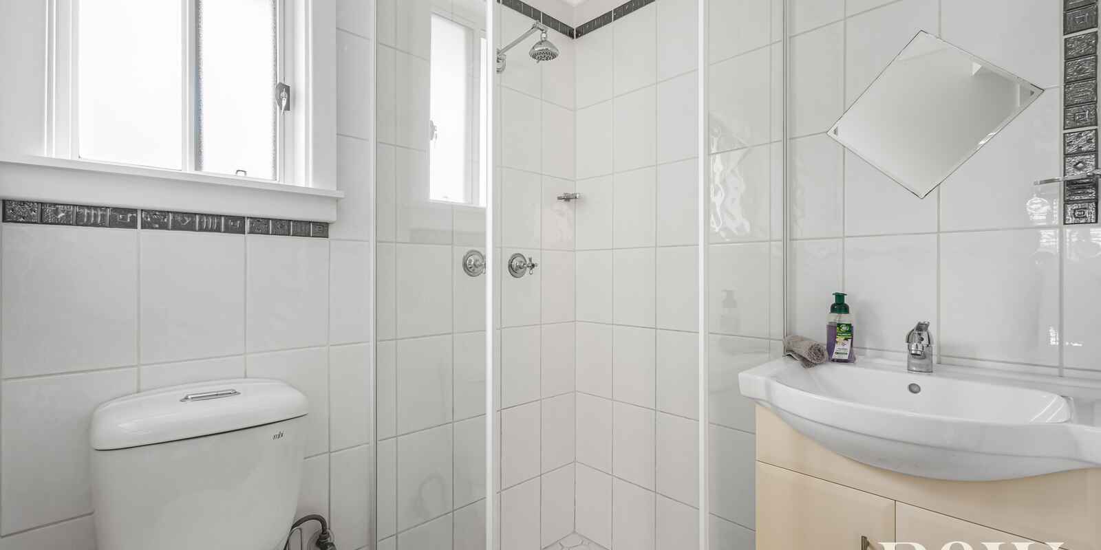 8 Lorne Avenue South Penrith 8 Lorne Avenue South Penrith