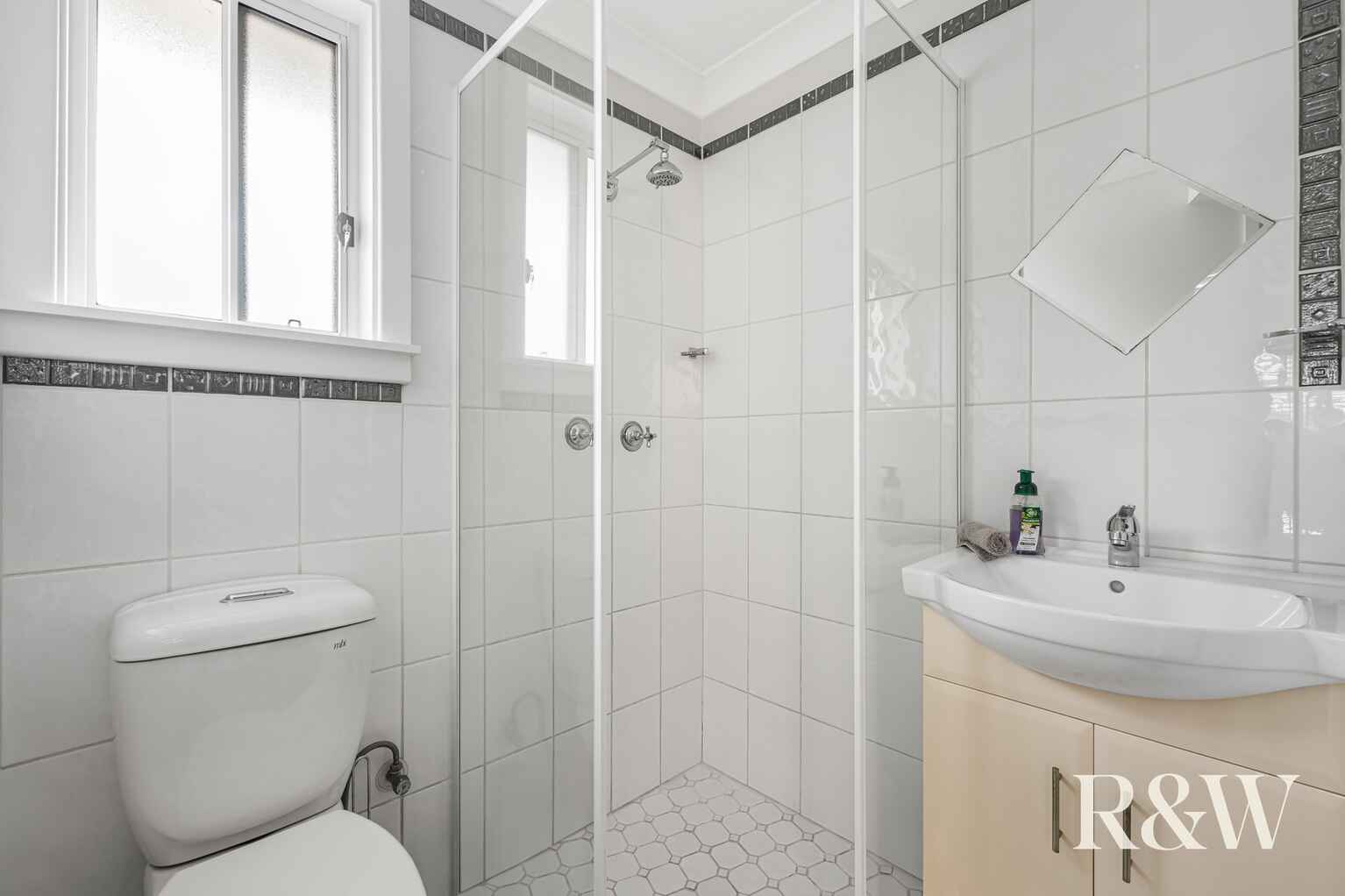 8 Lorne Avenue South Penrith 8 Lorne Avenue South Penrith