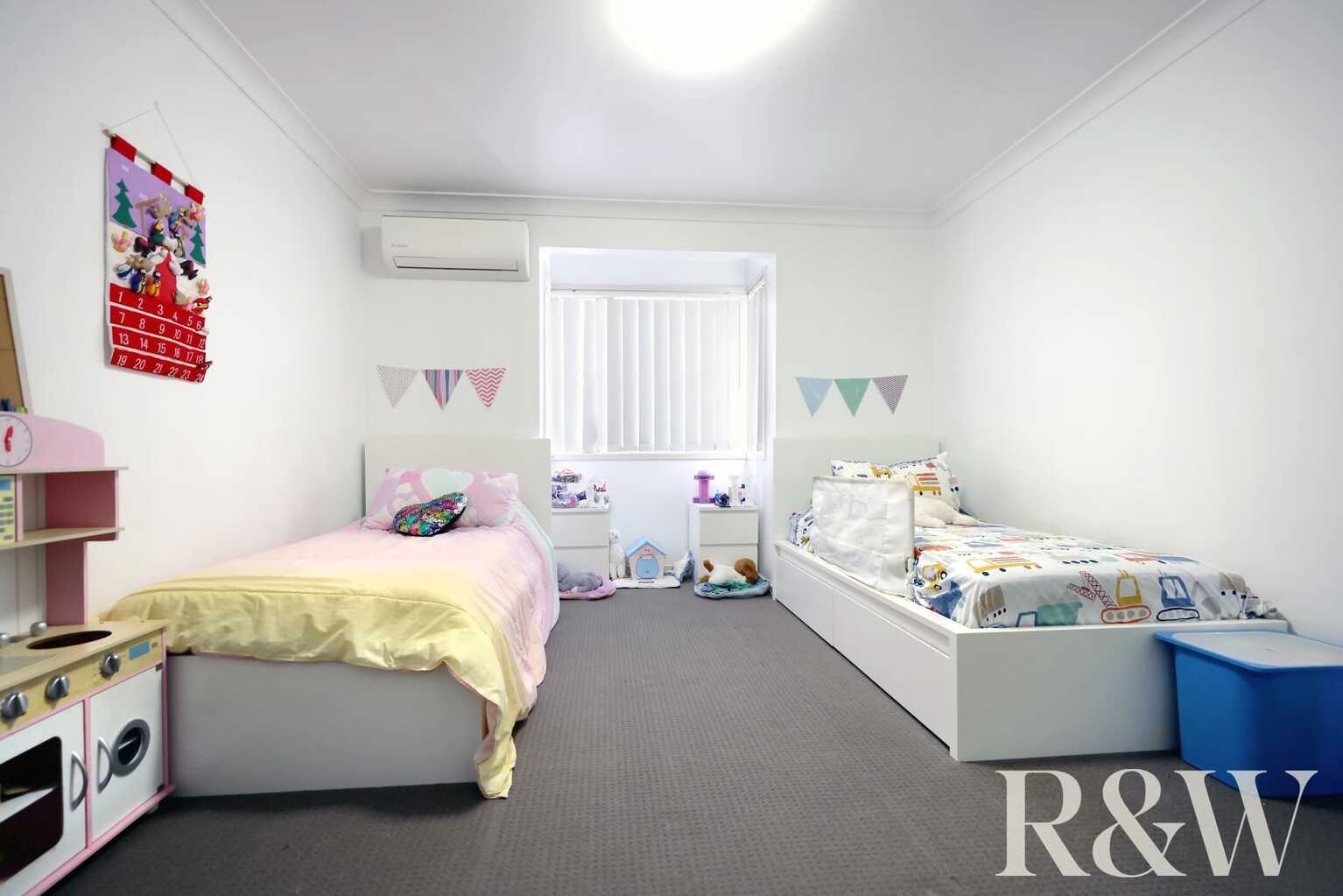 9/37 Binalong Road Pendle Hill