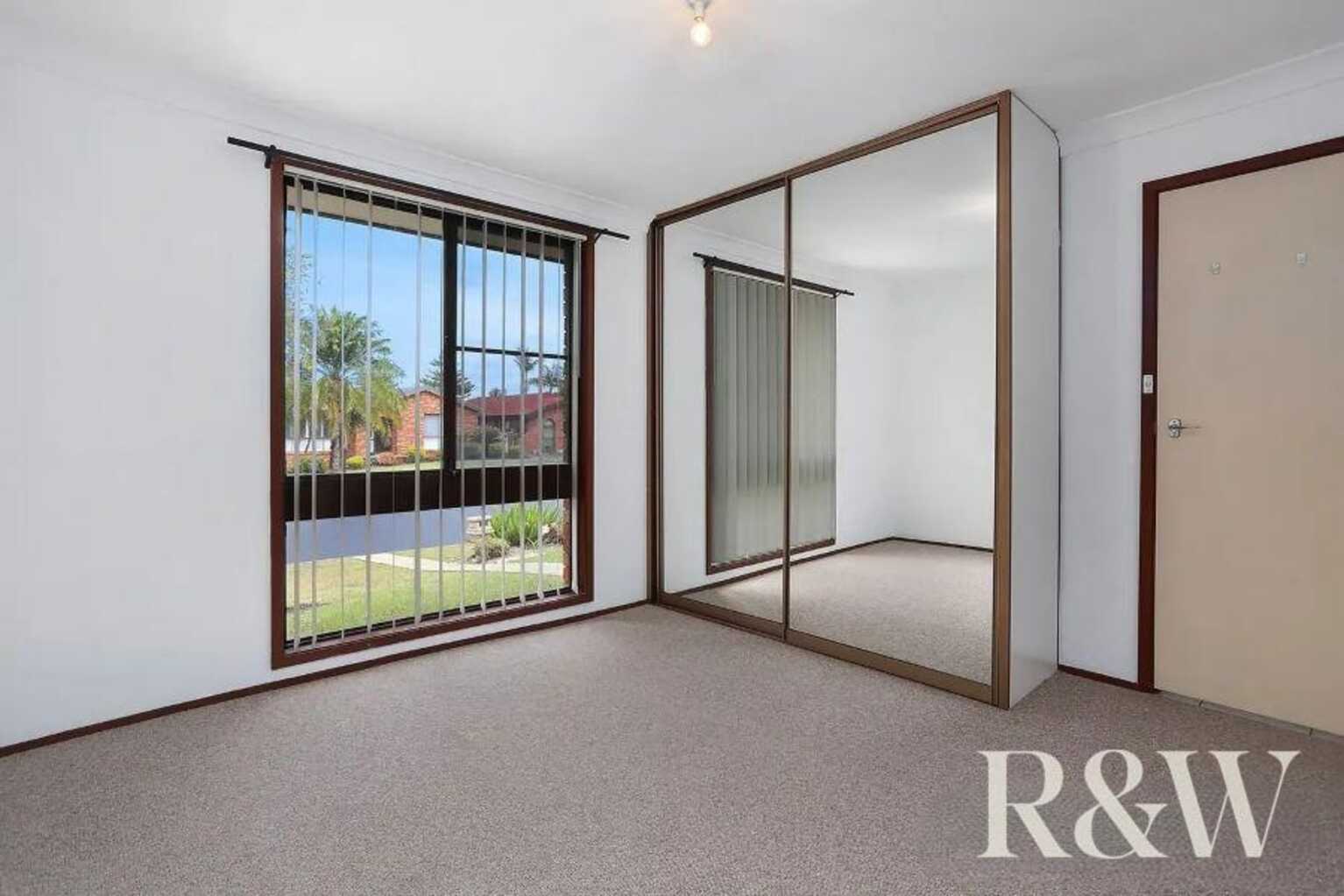 11 Flintlock Drive St Clair