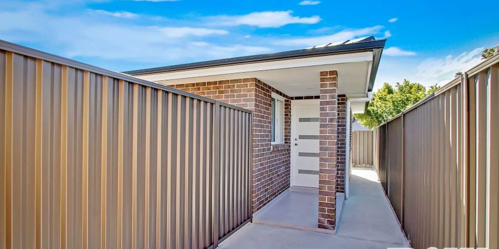 16A Mynah Close St Clair