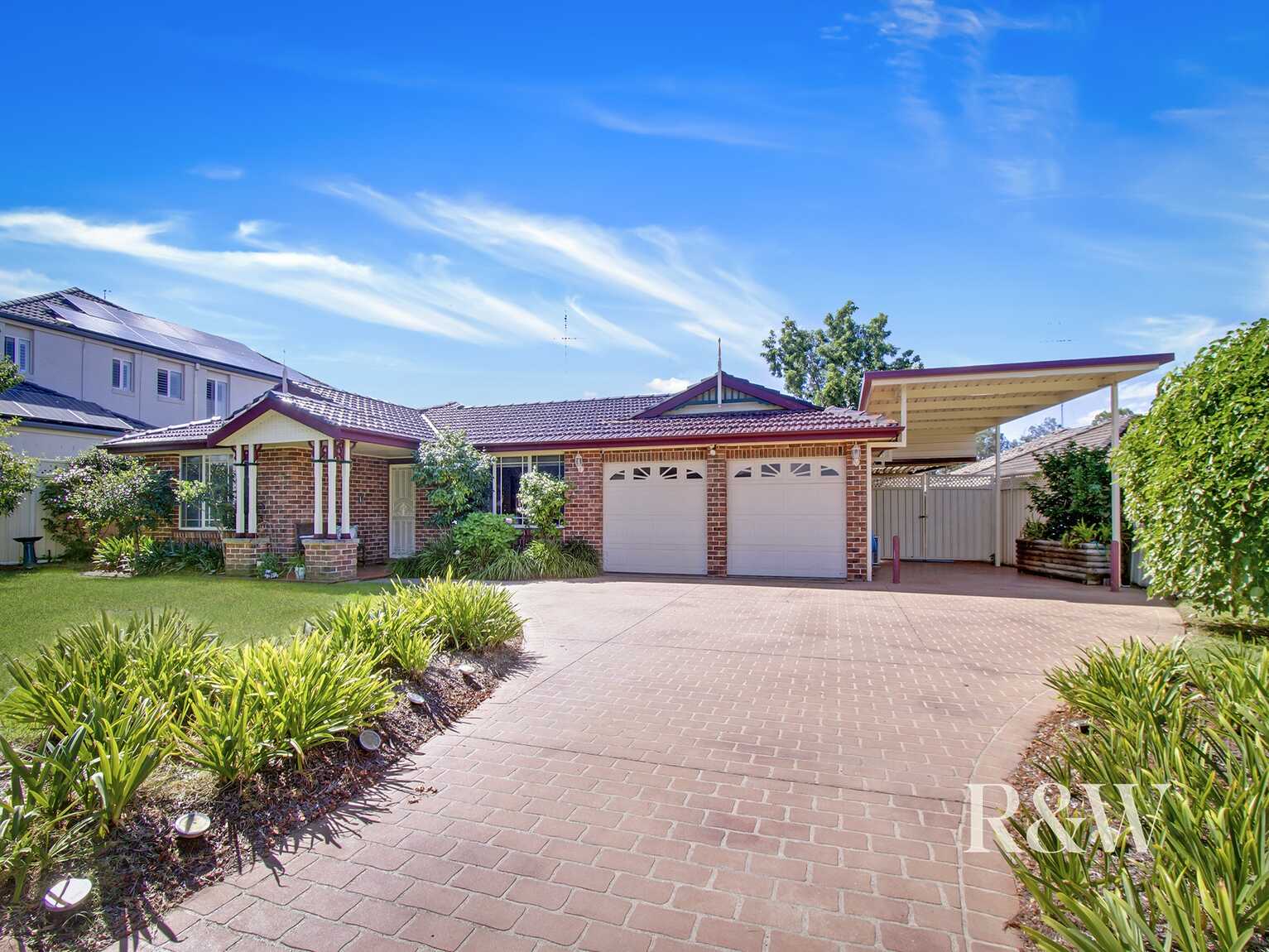 122 Explorers Way St Clair