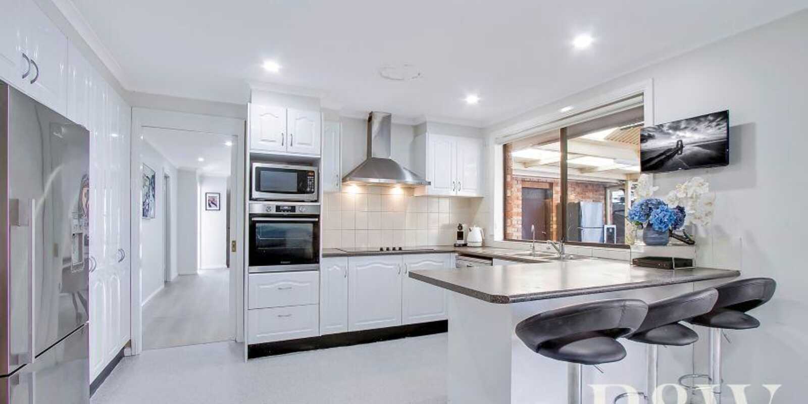 68 Windrush Circuit St Clair