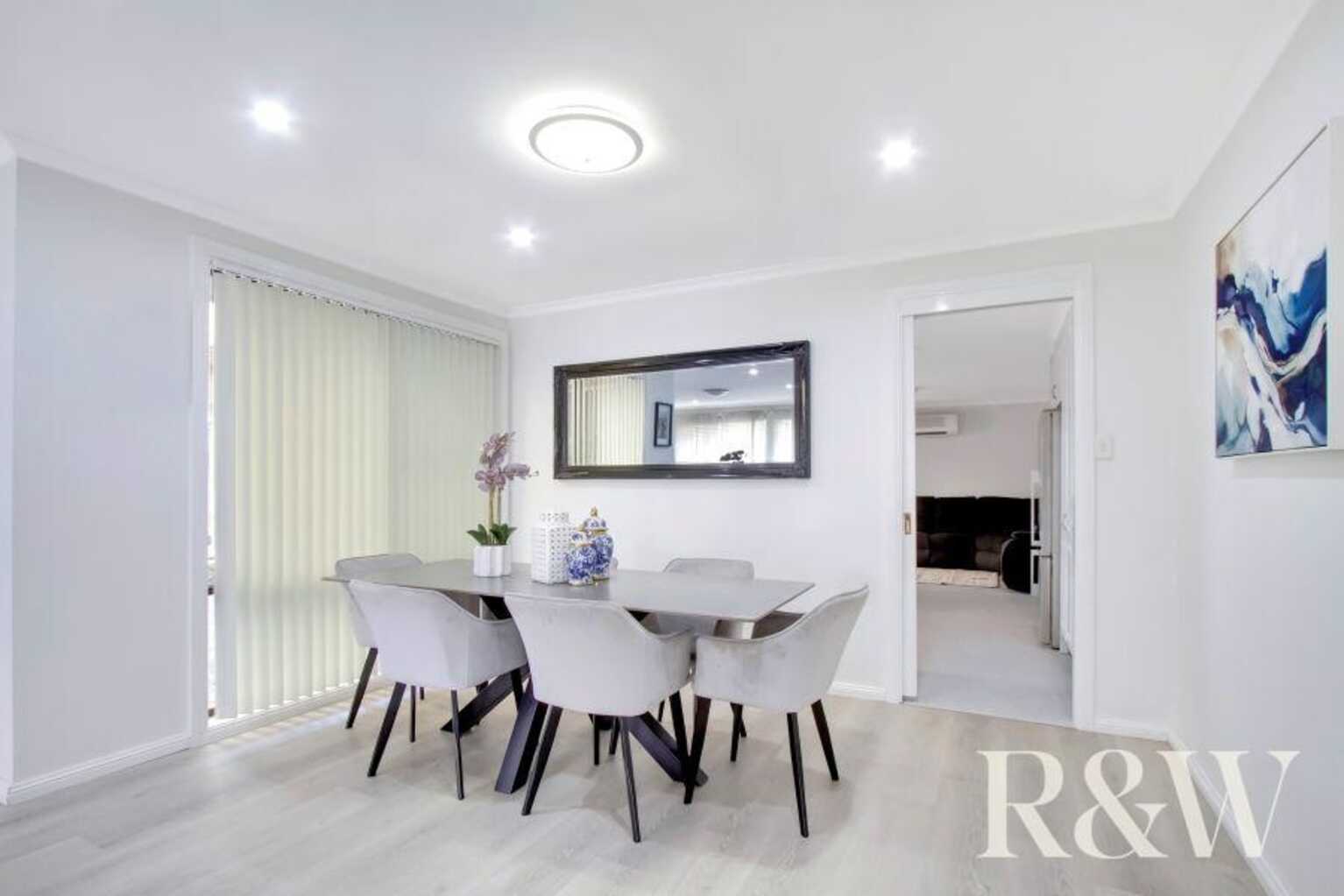 68 Windrush Circuit St Clair