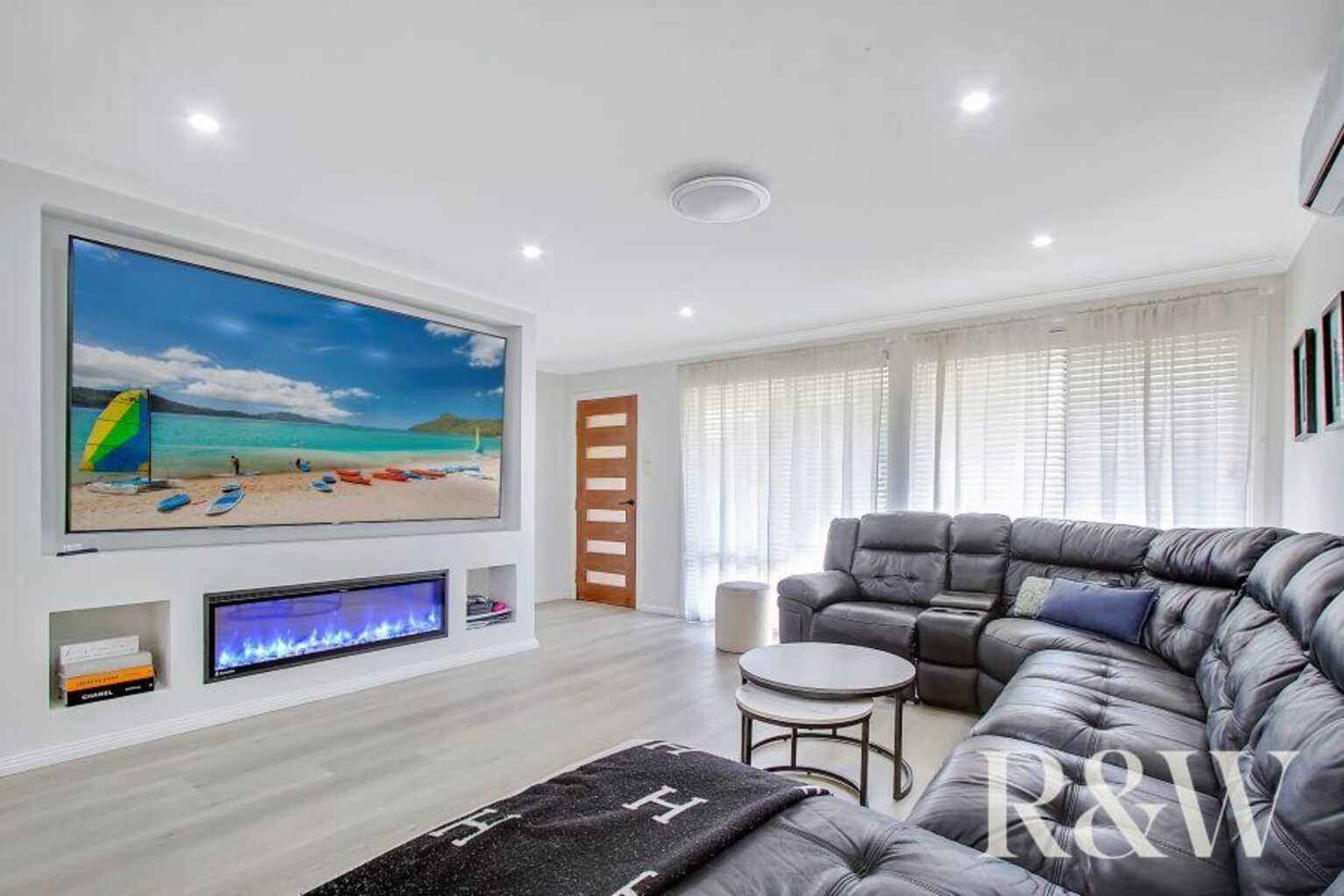 68 Windrush Circuit St Clair