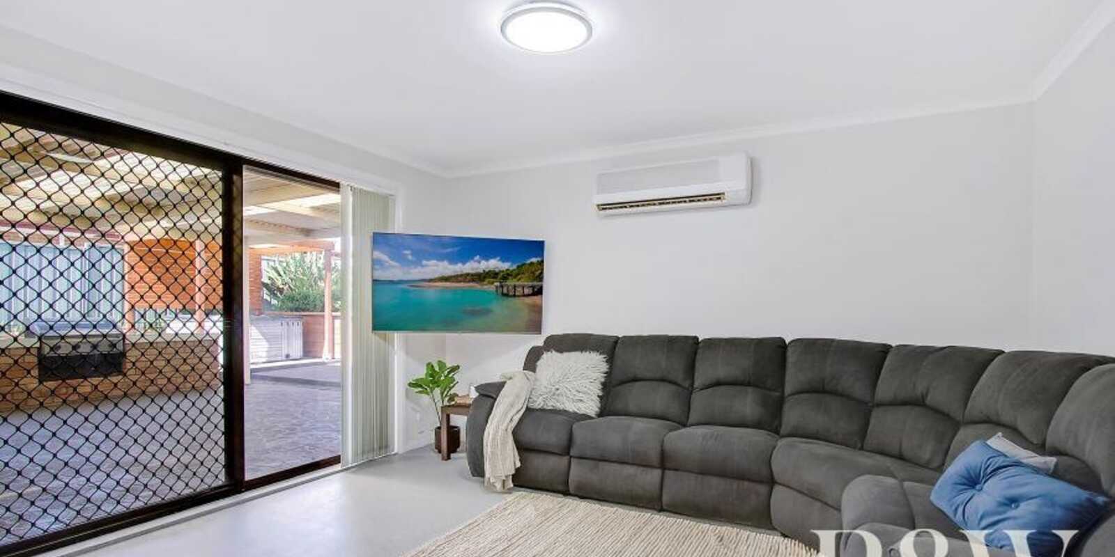 68 Windrush Circuit St Clair