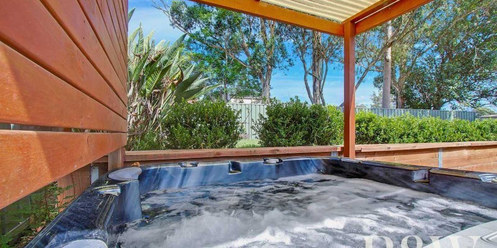 68 Windrush Circuit St Clair