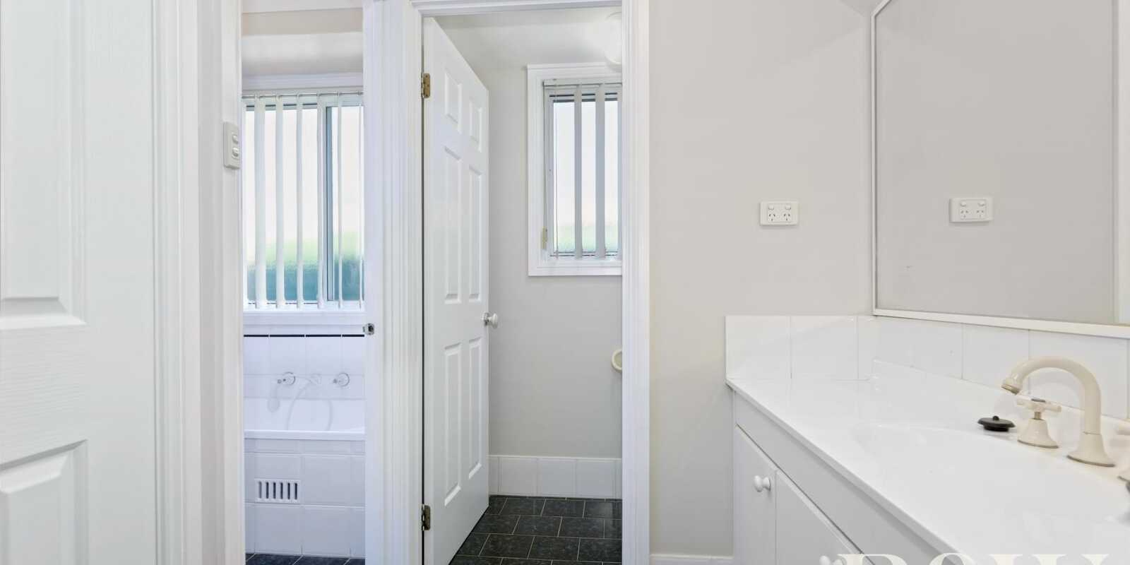 6 Shamrock Court St Clair 6 Shamrock Court St Clair