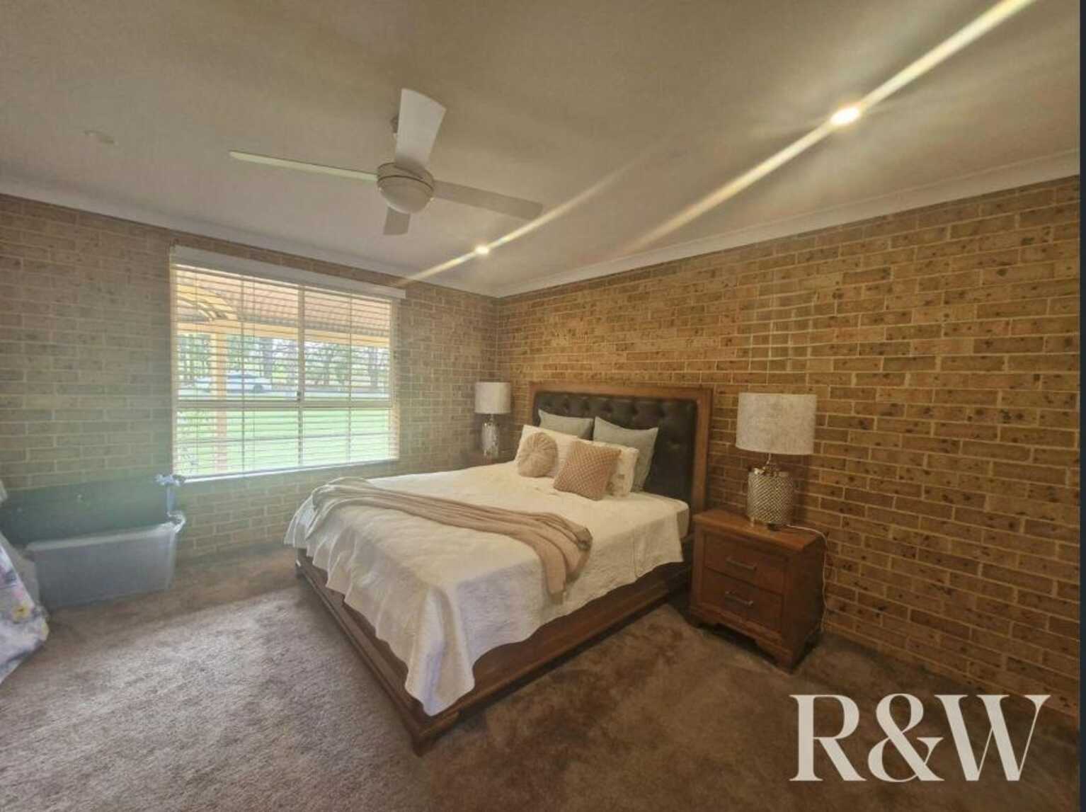 240 Luddenham Road Orchard Hills