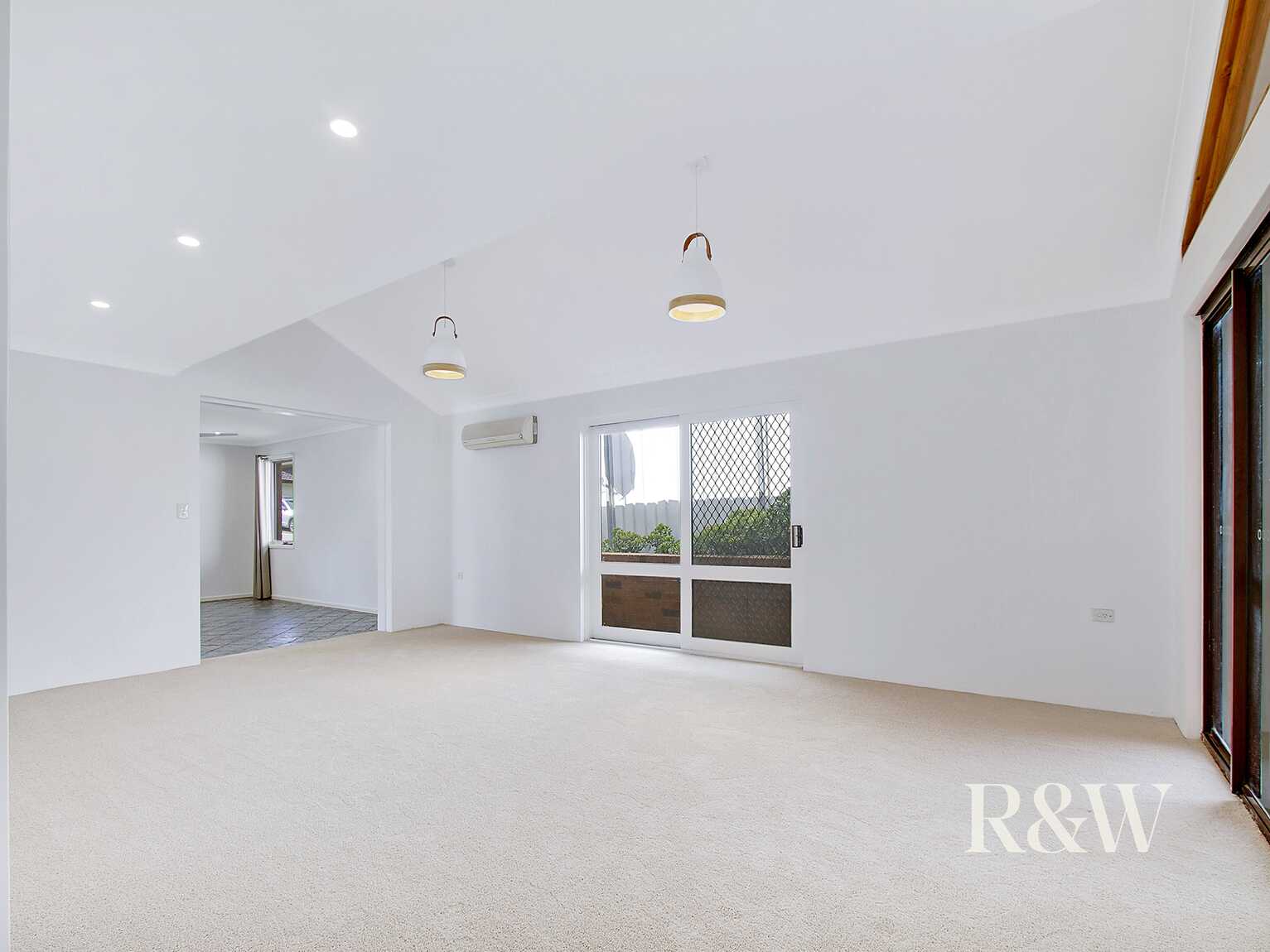 36 Ontario Avenue St Clair