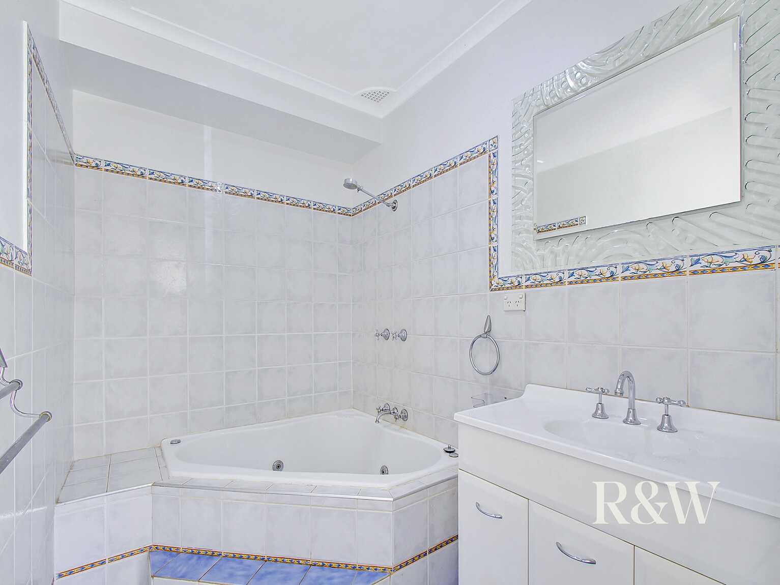 36 Ontario Avenue St Clair