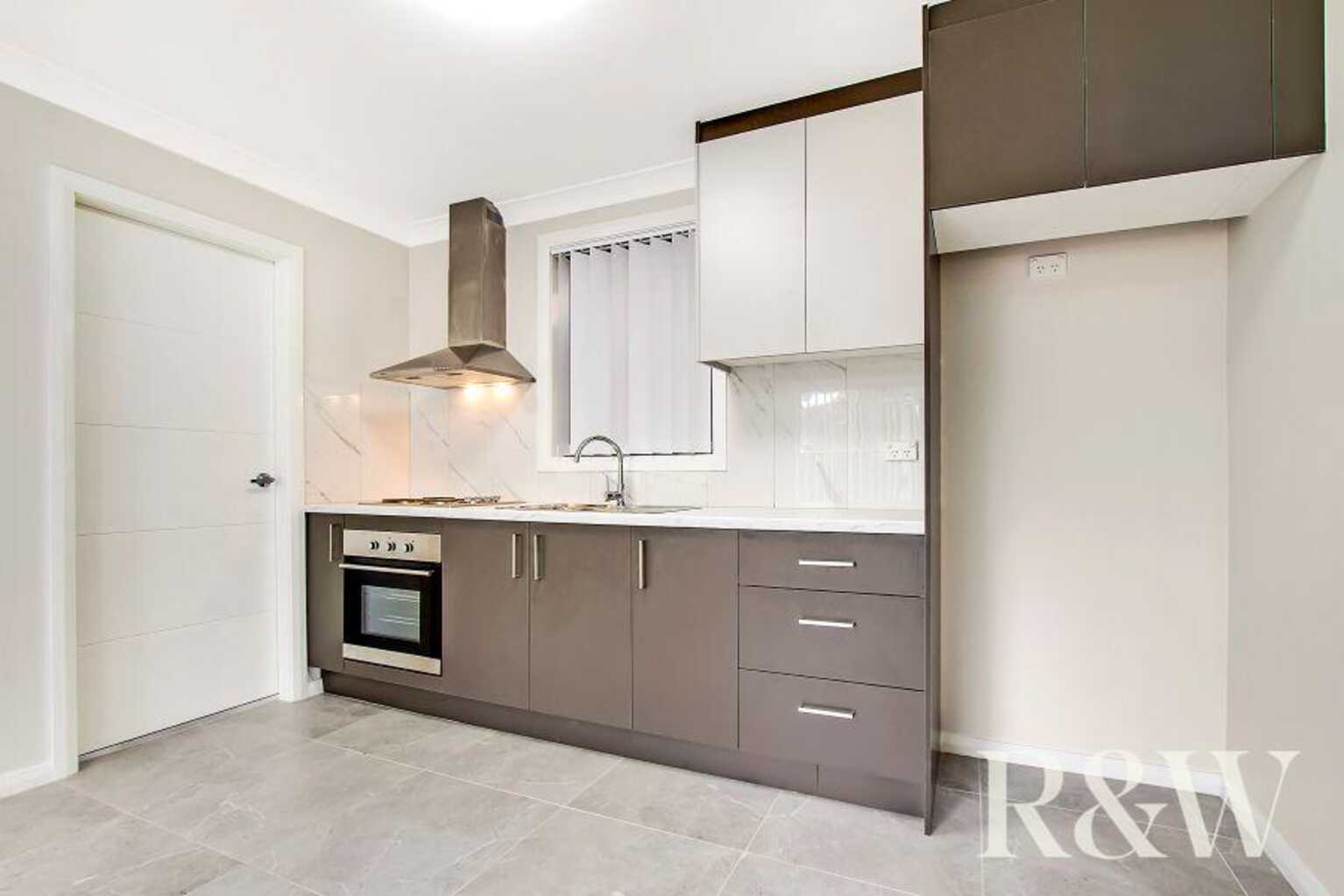 40A Leicester Way St Clair