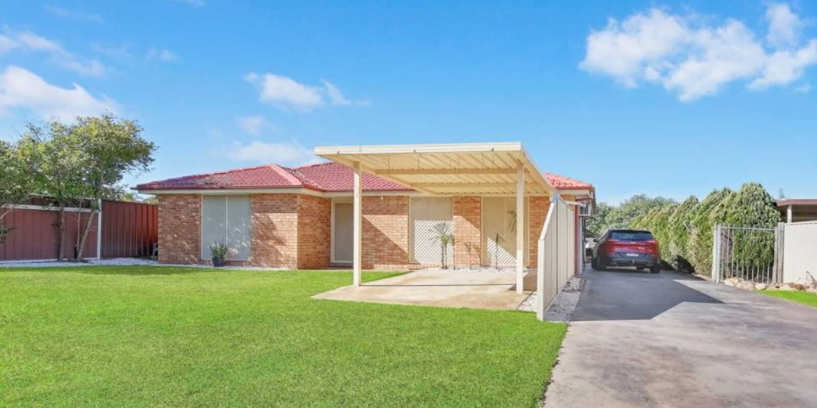 3 Standish Avenue Oakhurst