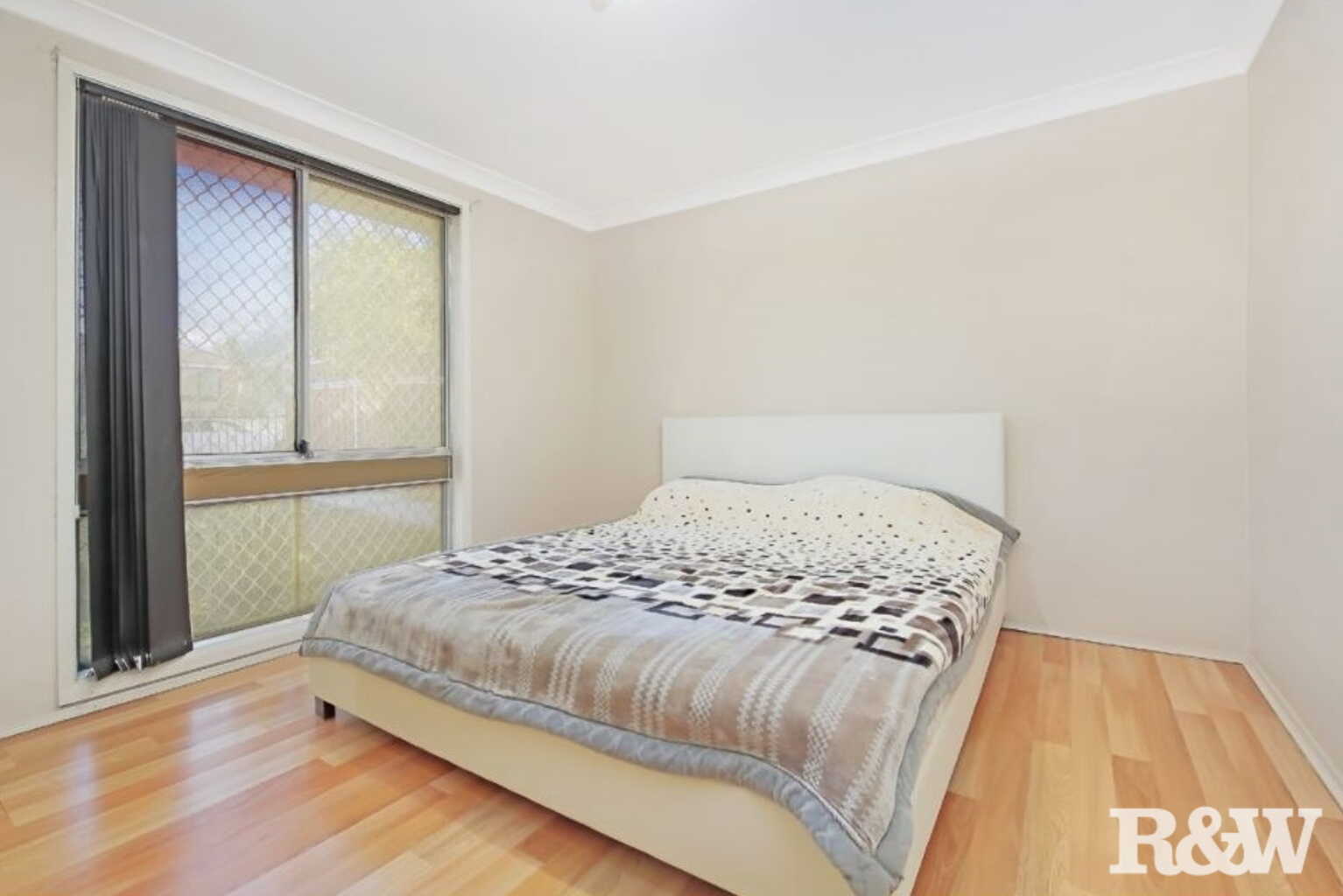 3 Standish Avenue Oakhurst