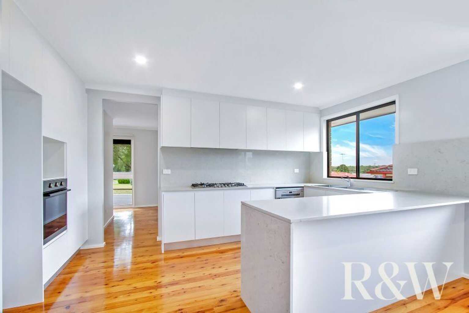 38 Garrick Road St Clair 38 Garrick Road St Clair