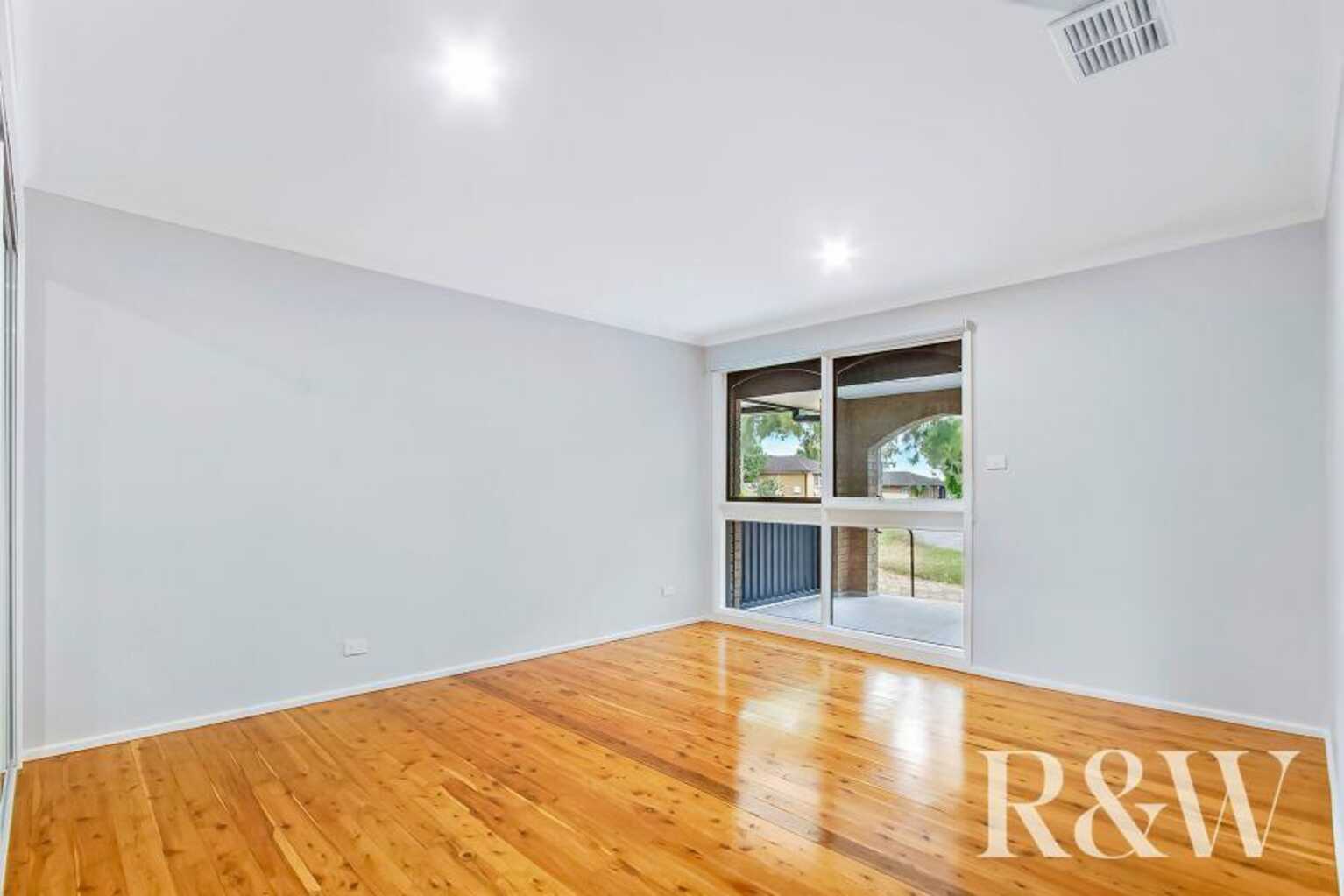 38 Garrick Road St Clair 38 Garrick Road St Clair