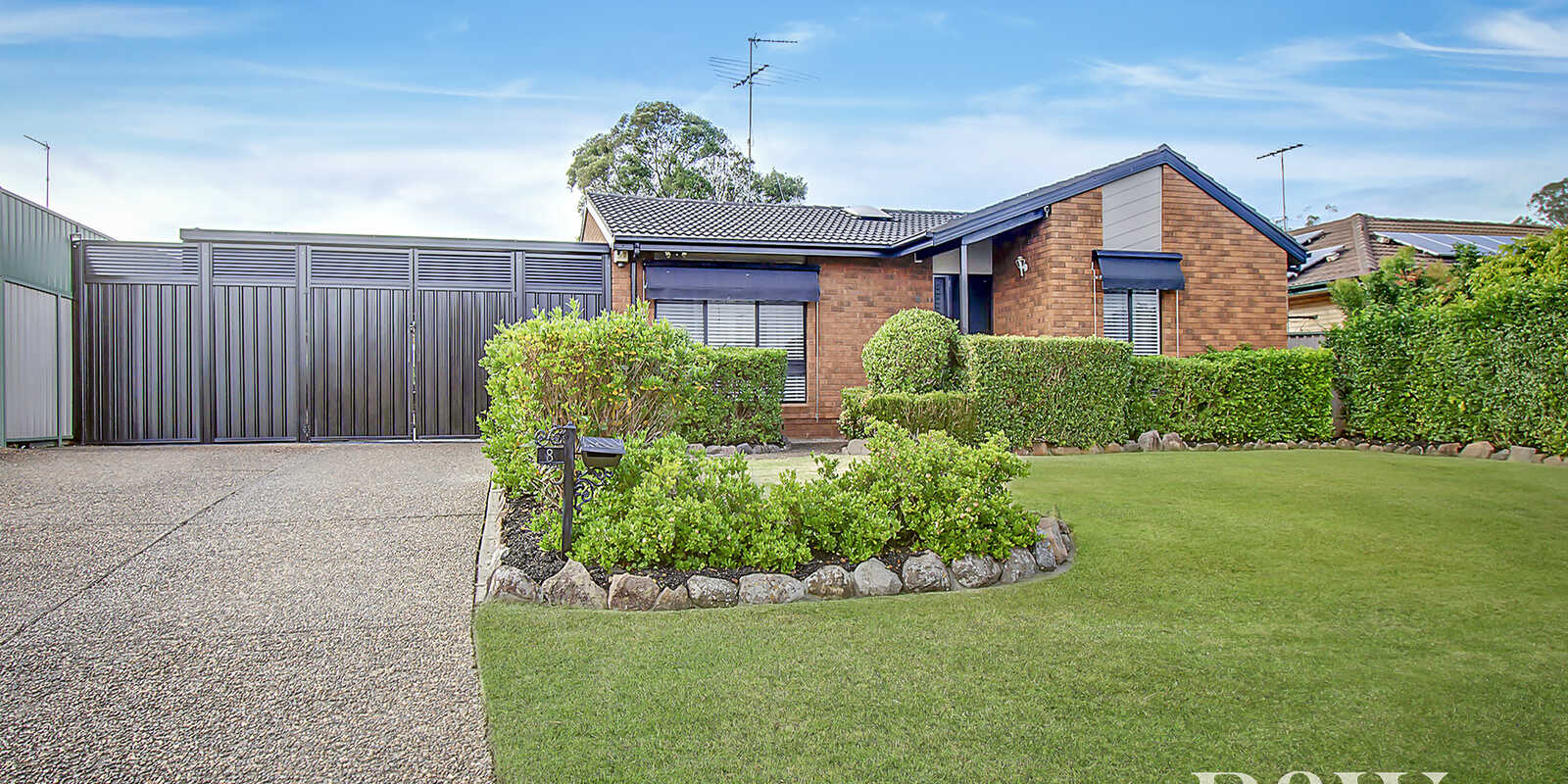 8 Kala Circuit St Clair