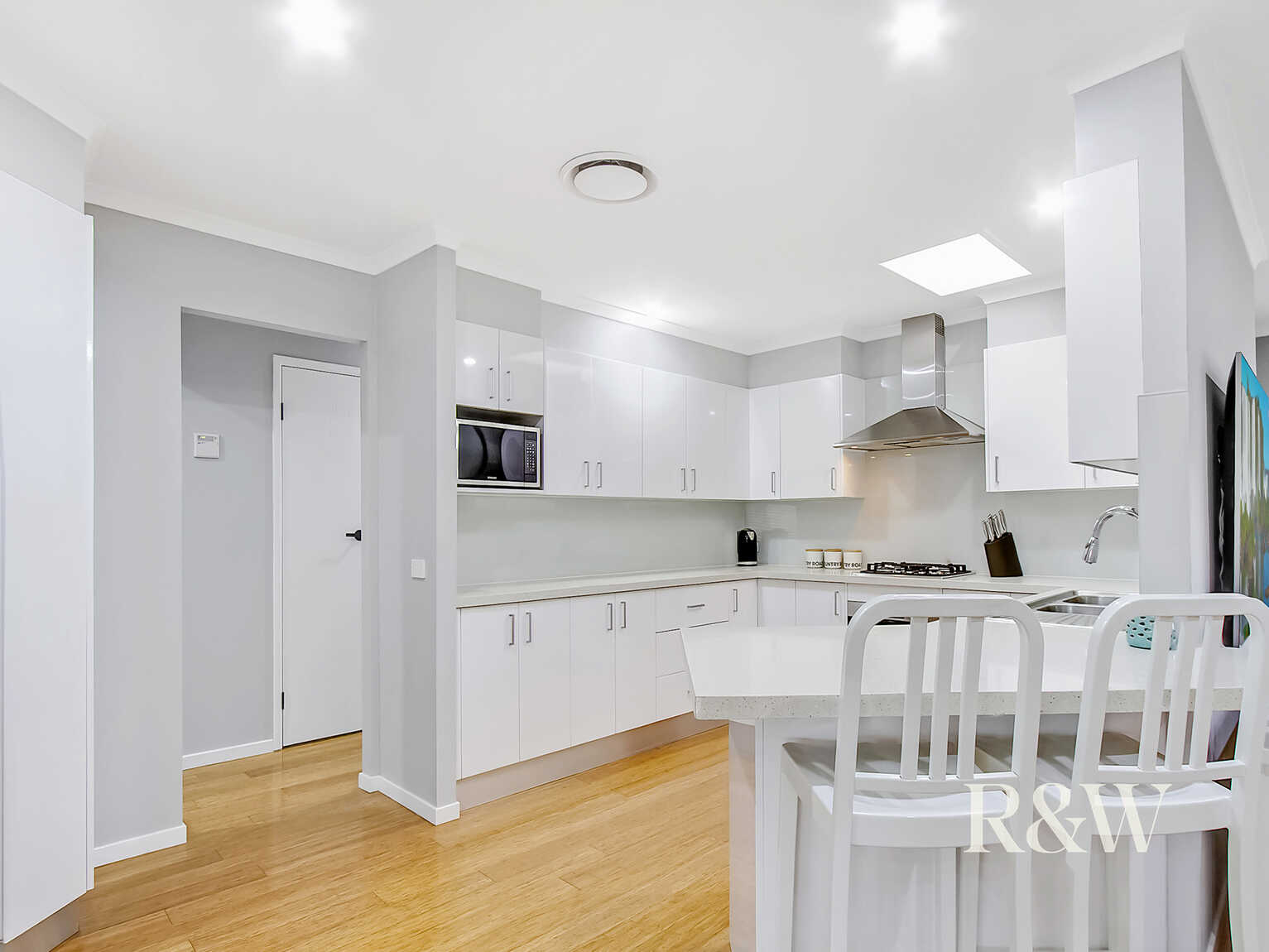 8 Kala Circuit St Clair