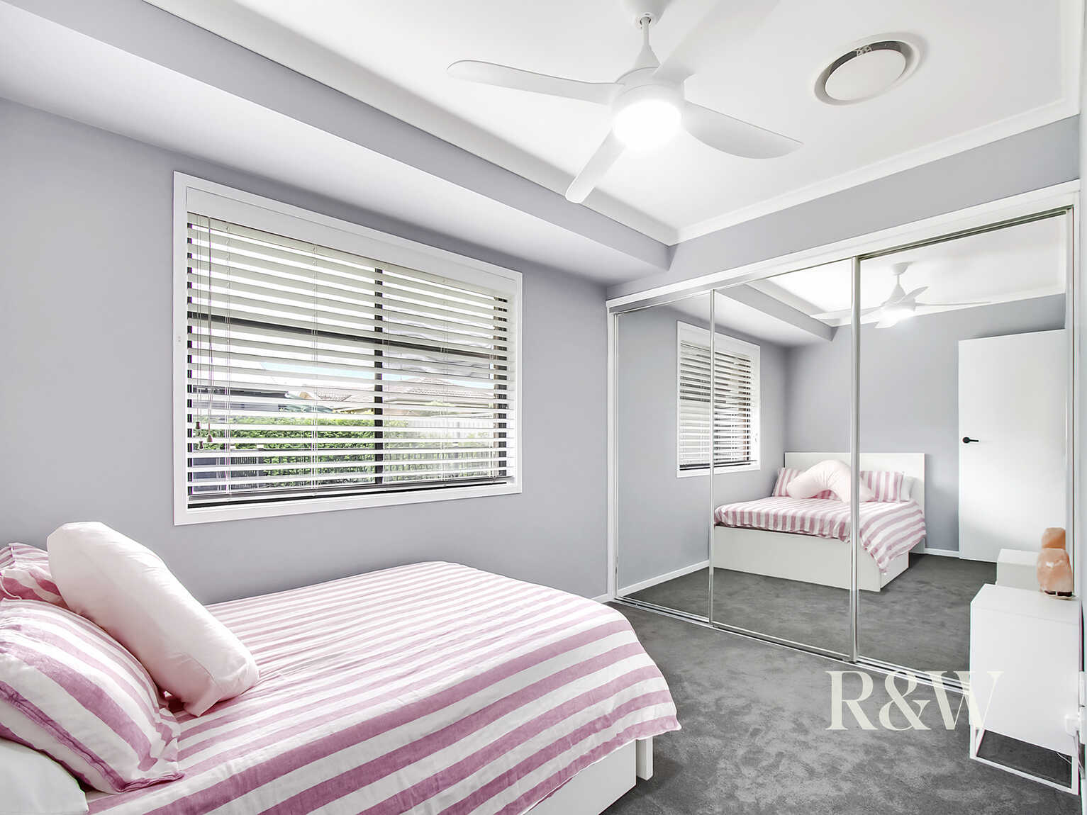8 Kala Circuit St Clair