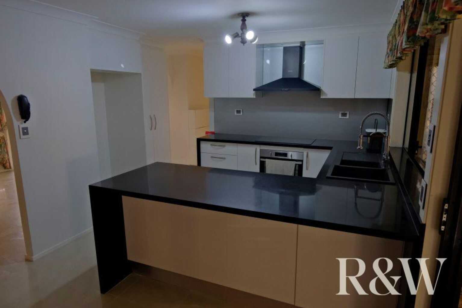 20 Kemerton Street St Clair 20 Kemerton Street St Clair