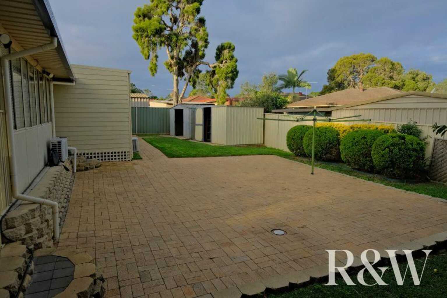 20 Kemerton Street St Clair 20 Kemerton Street St Clair