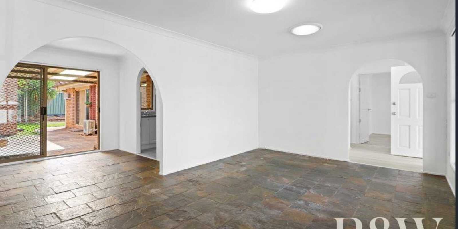 17 Rainbow Place, St Clair