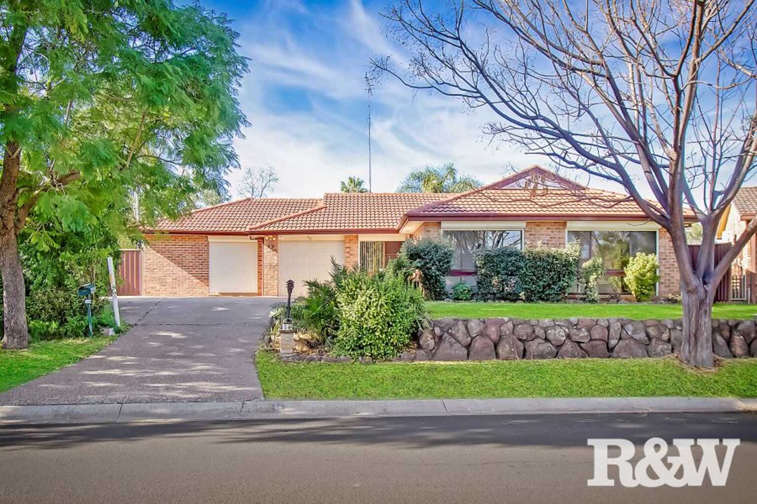 56 Timesweep Drive St Clair