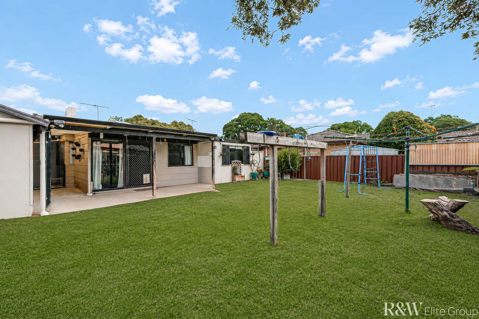 29 Woodview Road Oxley Park 29 Woodview Road Oxley Park