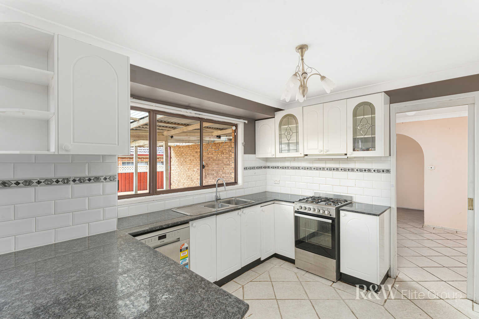 8 Verdi Glen St Clair