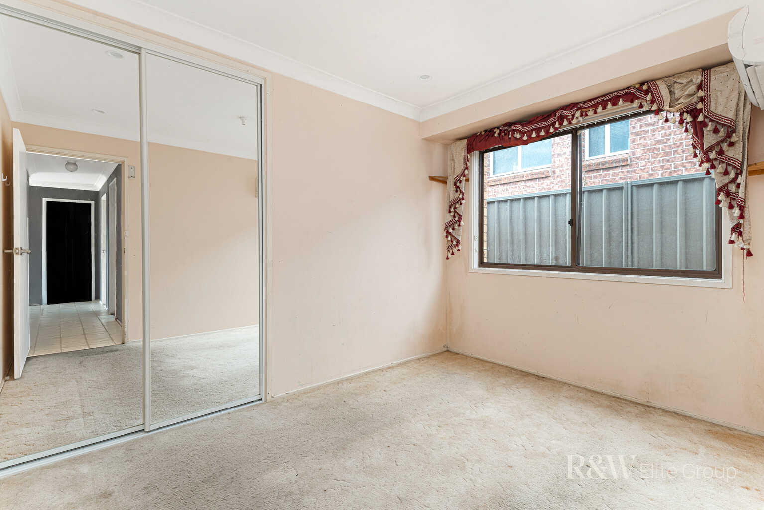 8 Verdi Glen St Clair