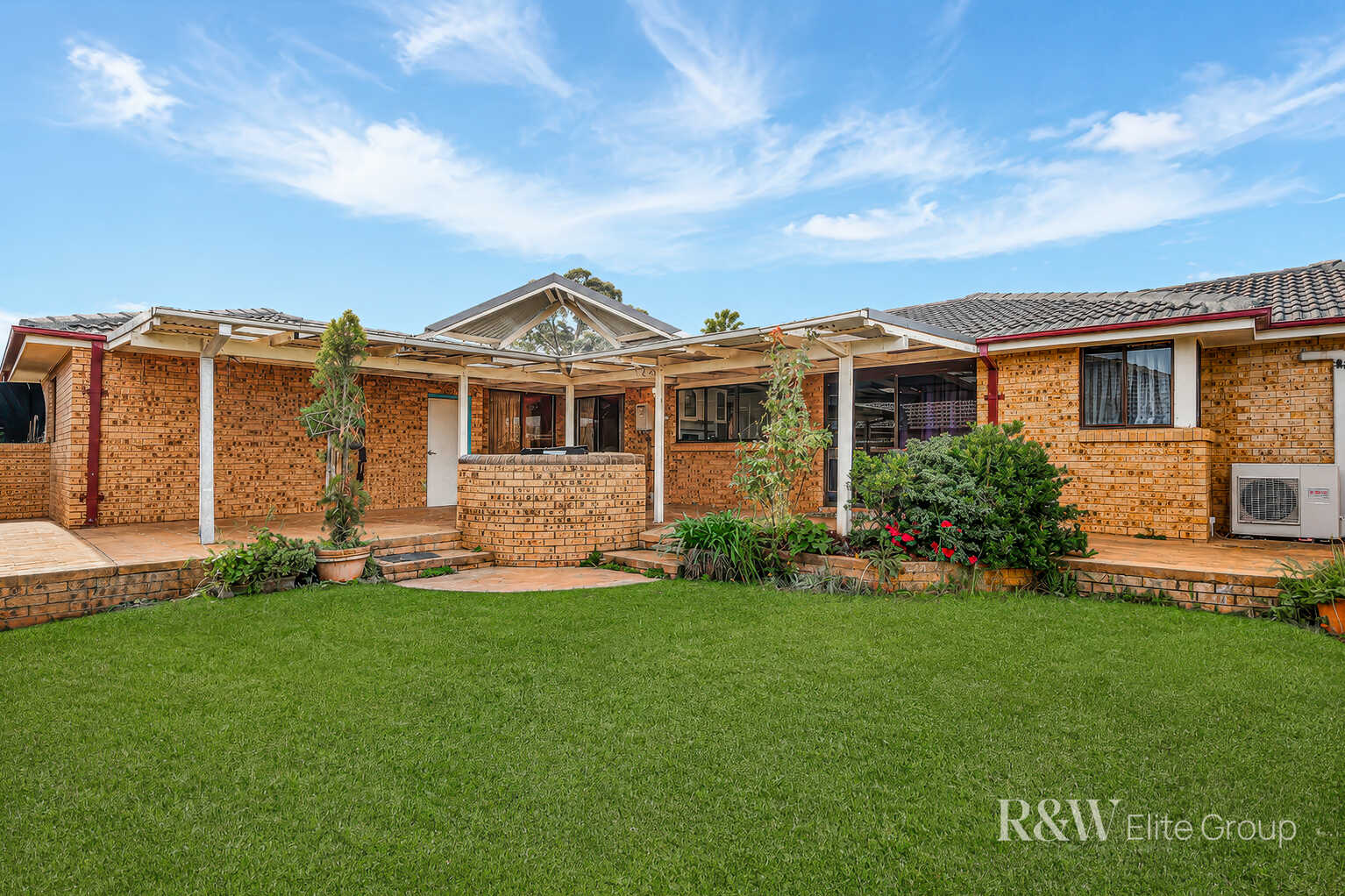 8 Verdi Glen St Clair