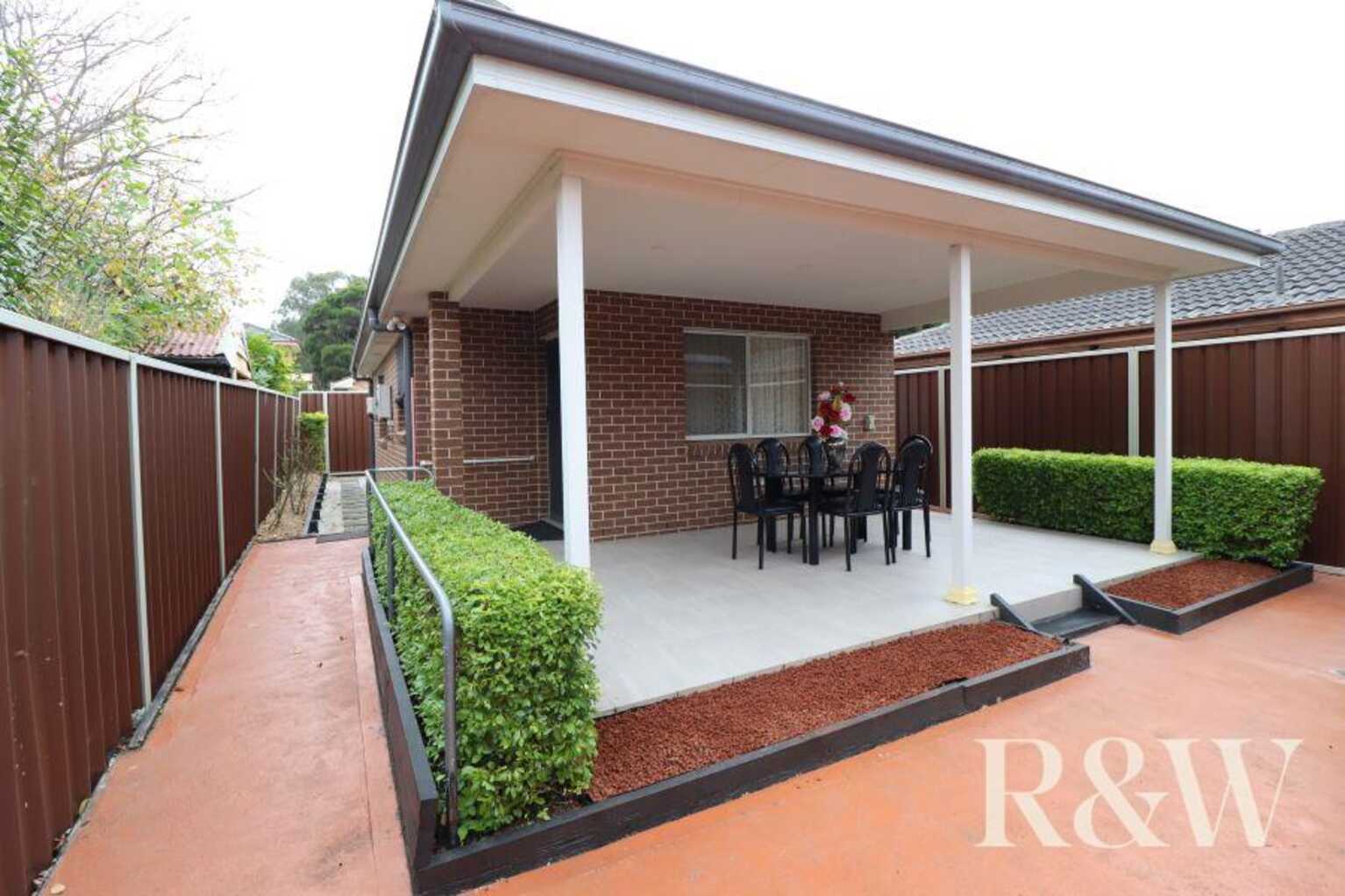 17A Melville Road St Clair