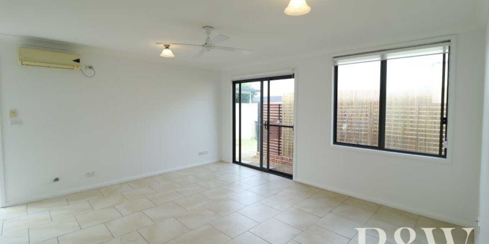 37A Madison Circuit St Clair