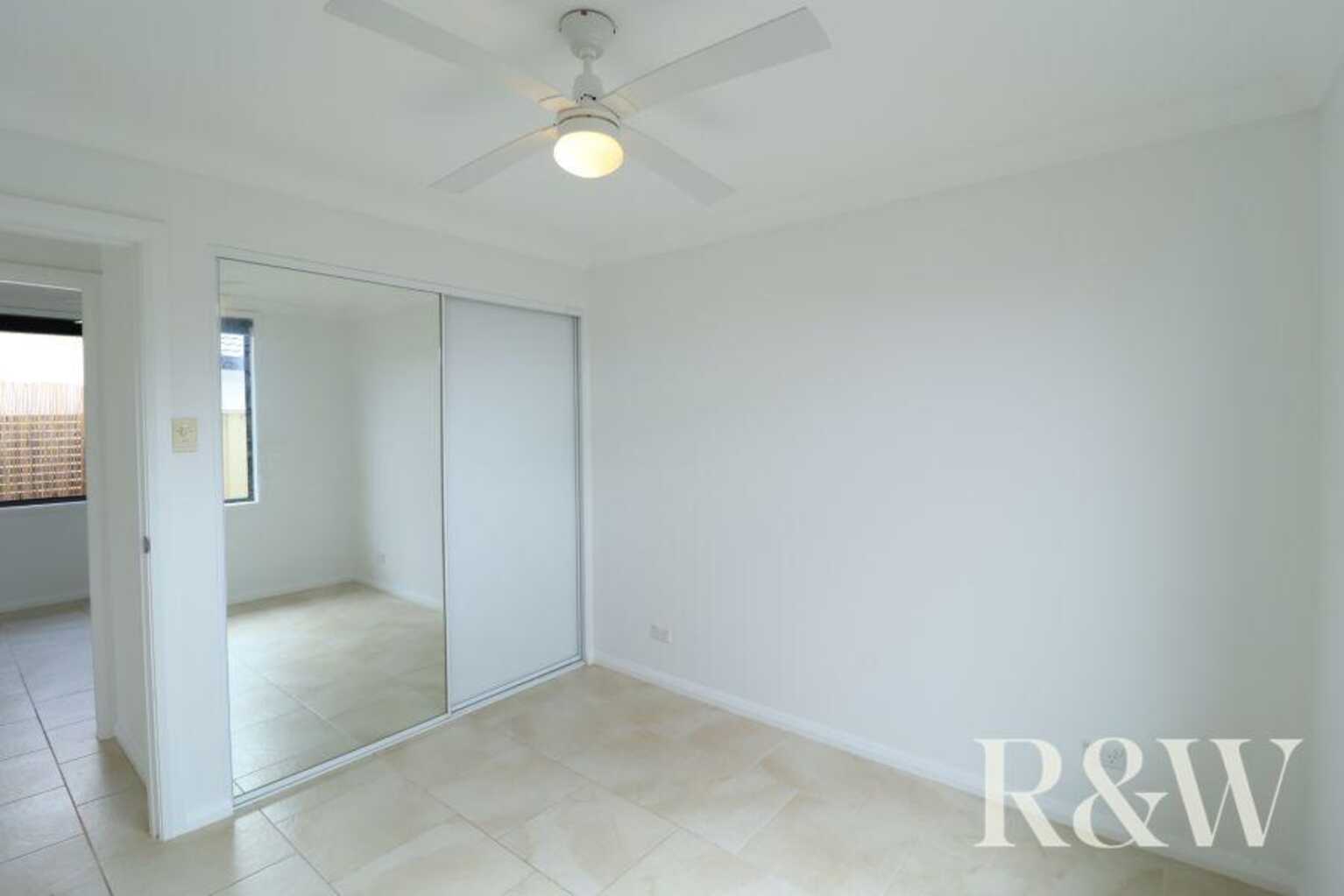 37A Madison Circuit St Clair