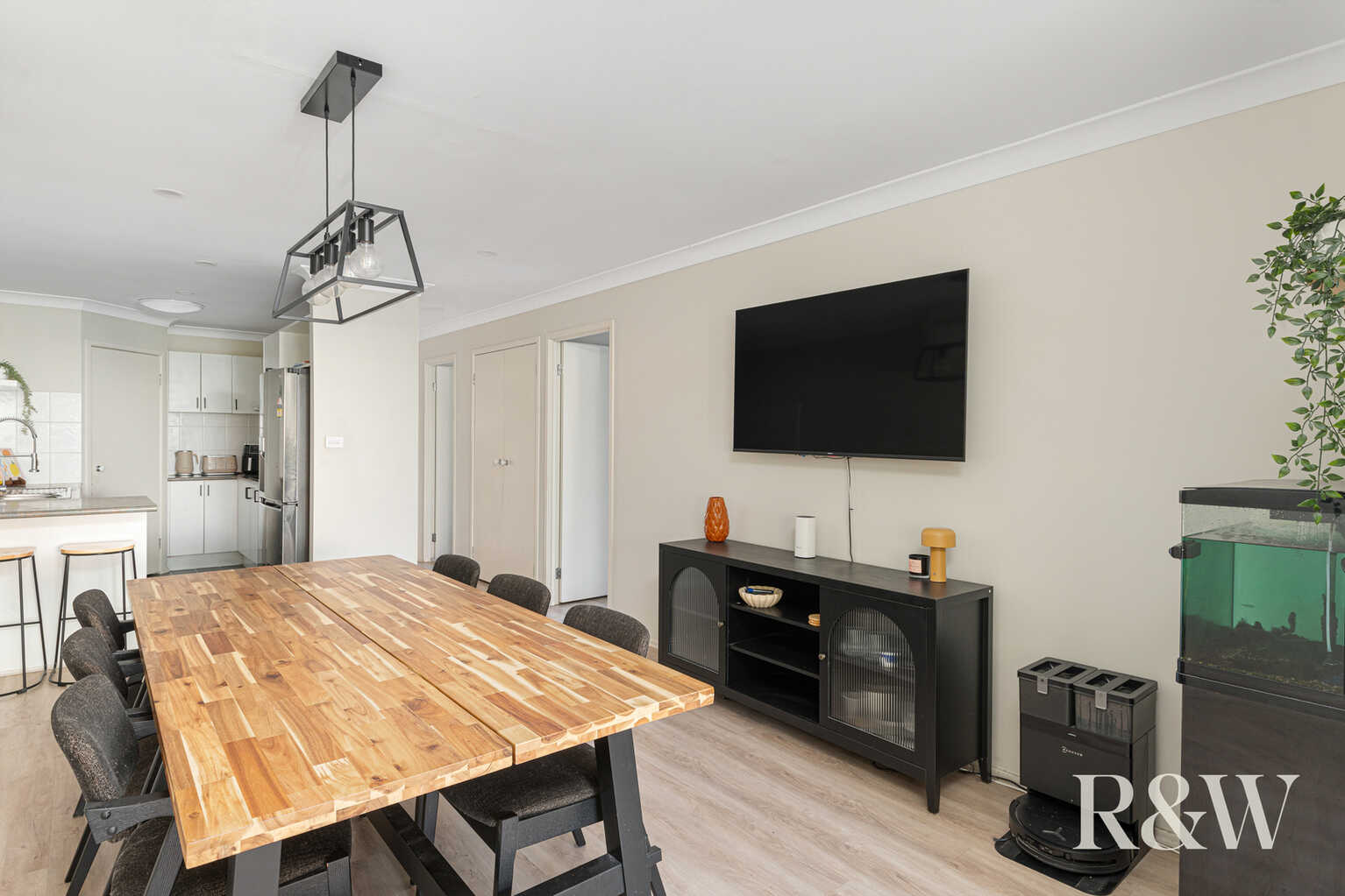 1/6 Brisbane Street Oxley Park