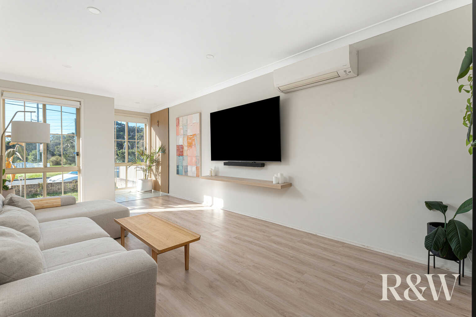 1/6 Brisbane Street Oxley Park
