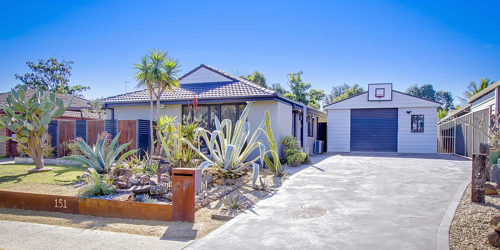 151 Banks Drive St Clair 151 Banks Drive St Clair