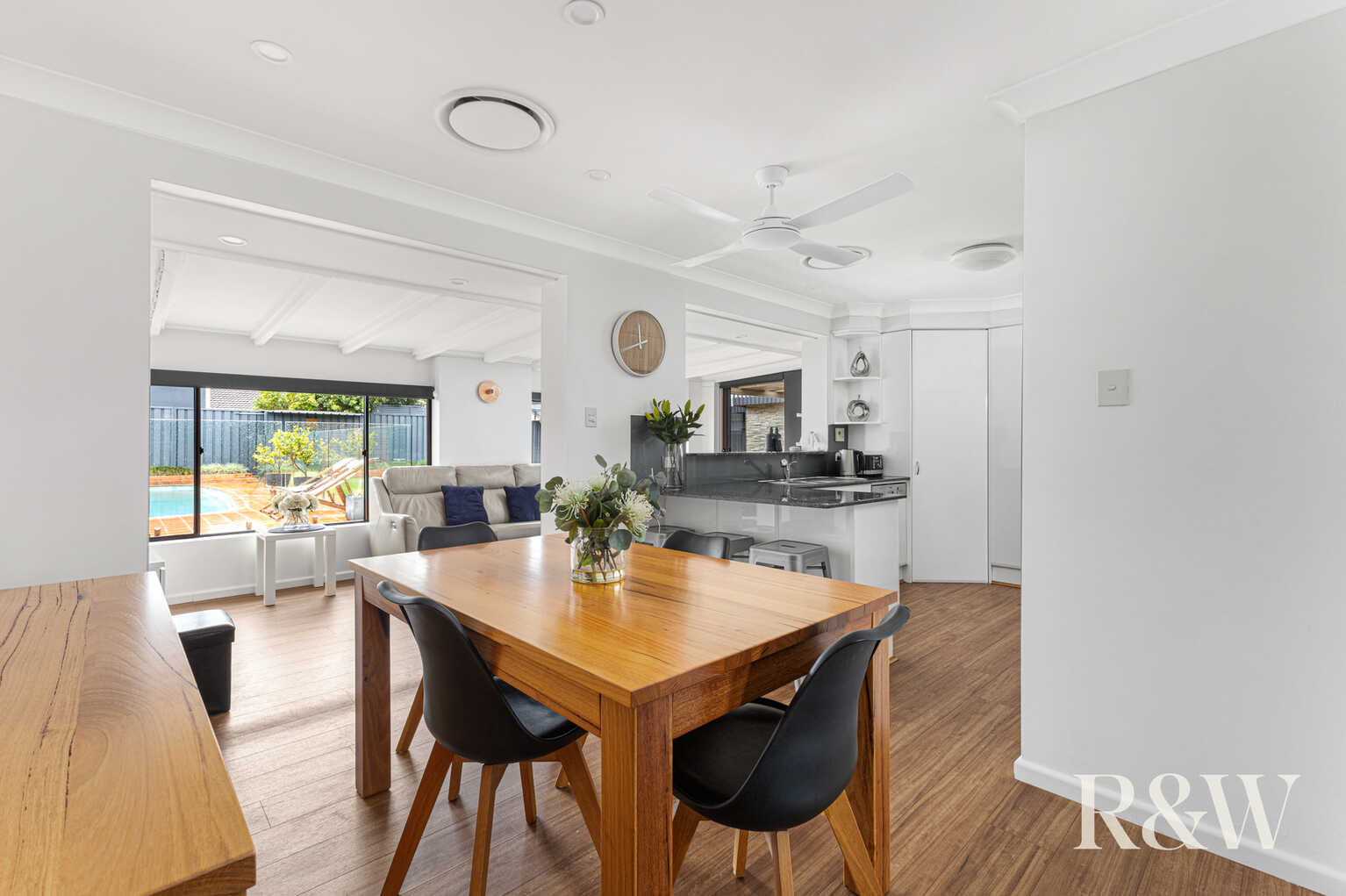 44 Endeavour Avenue St Clair 44 Endeavour Avenue St Clair