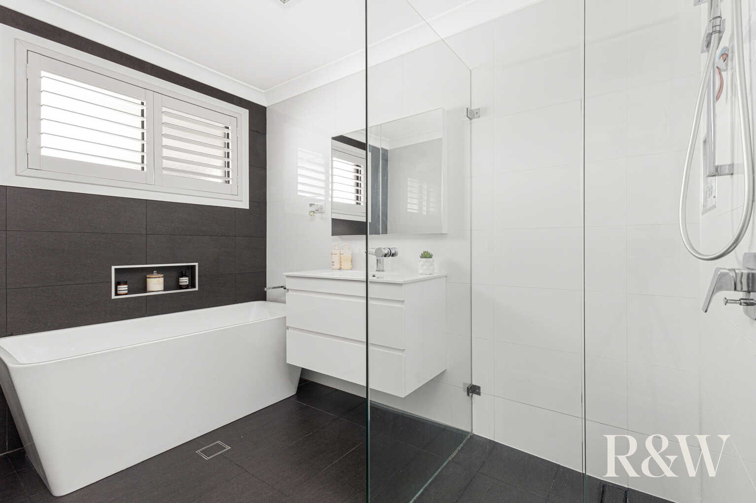 44 Endeavour Avenue St Clair 44 Endeavour Avenue St Clair