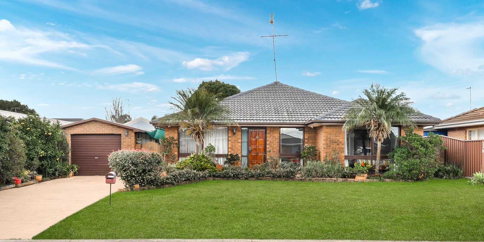 19 Rotorua Road St Clair