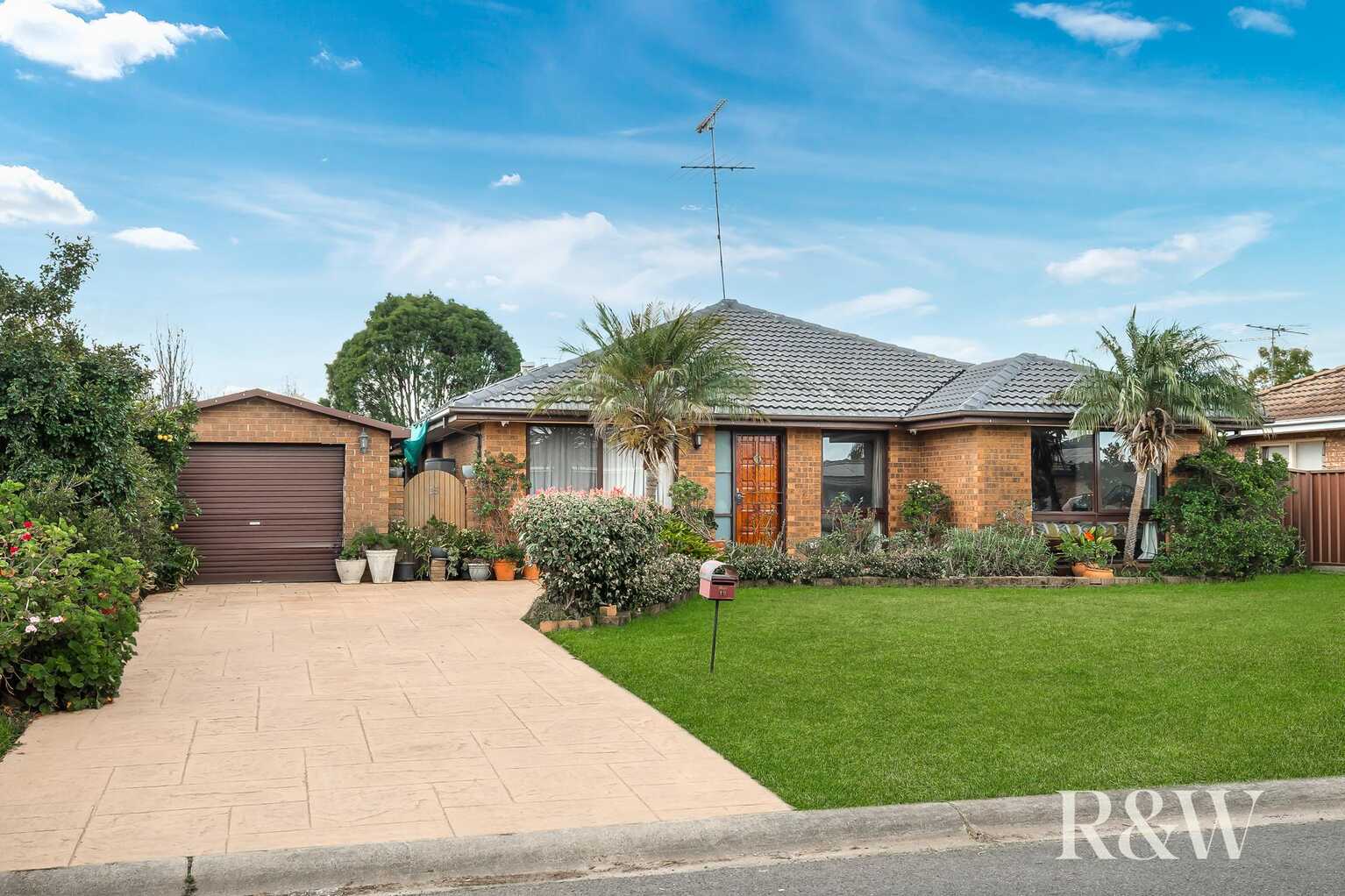19 Rotorua Road St Clair