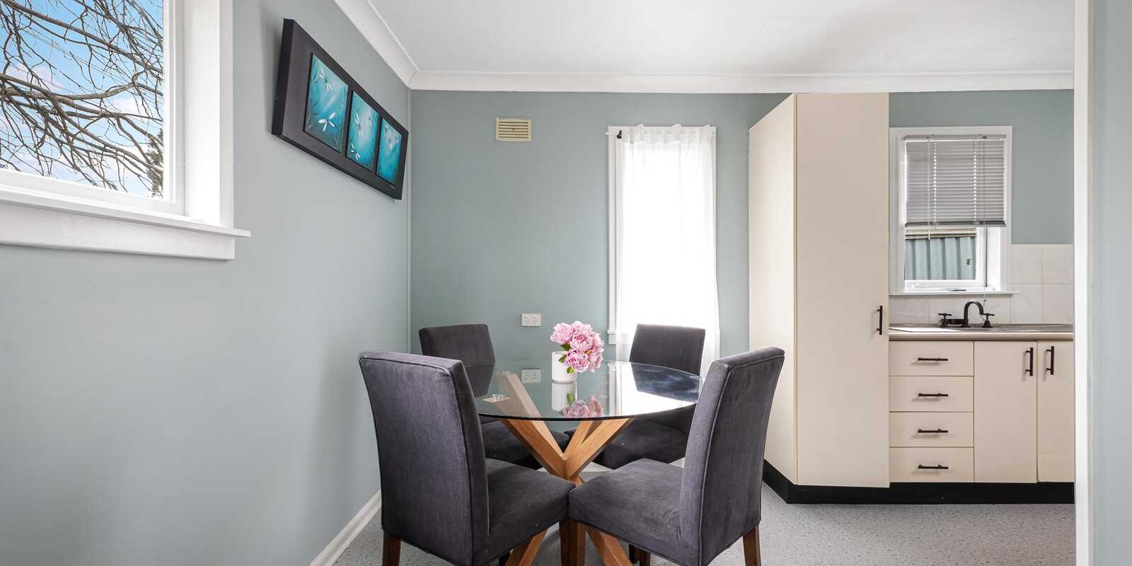 27 & 27A Ellsworth Drive Tregear