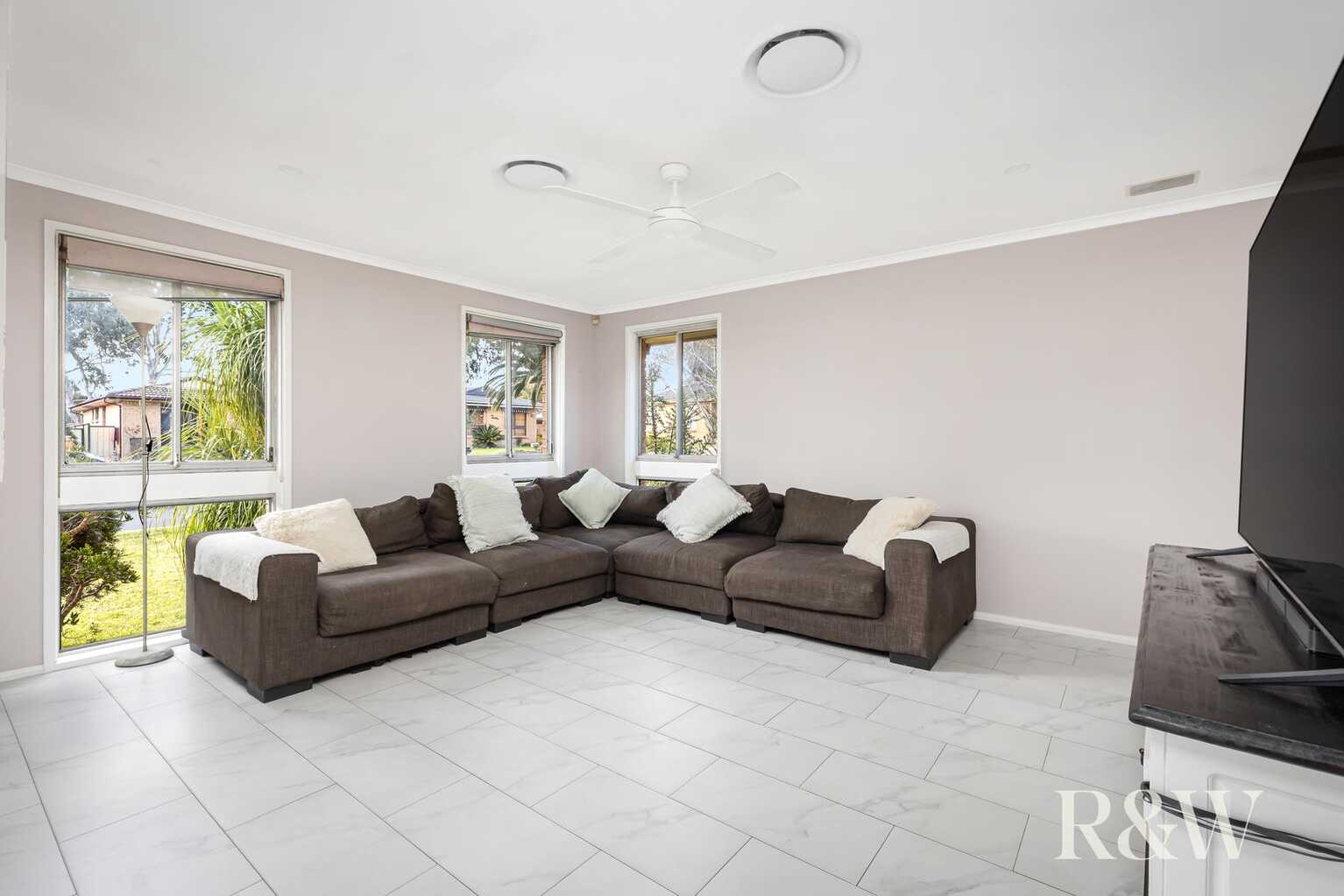 17 Macbeth Grove St Clair 17 Macbeth Grove St Clair