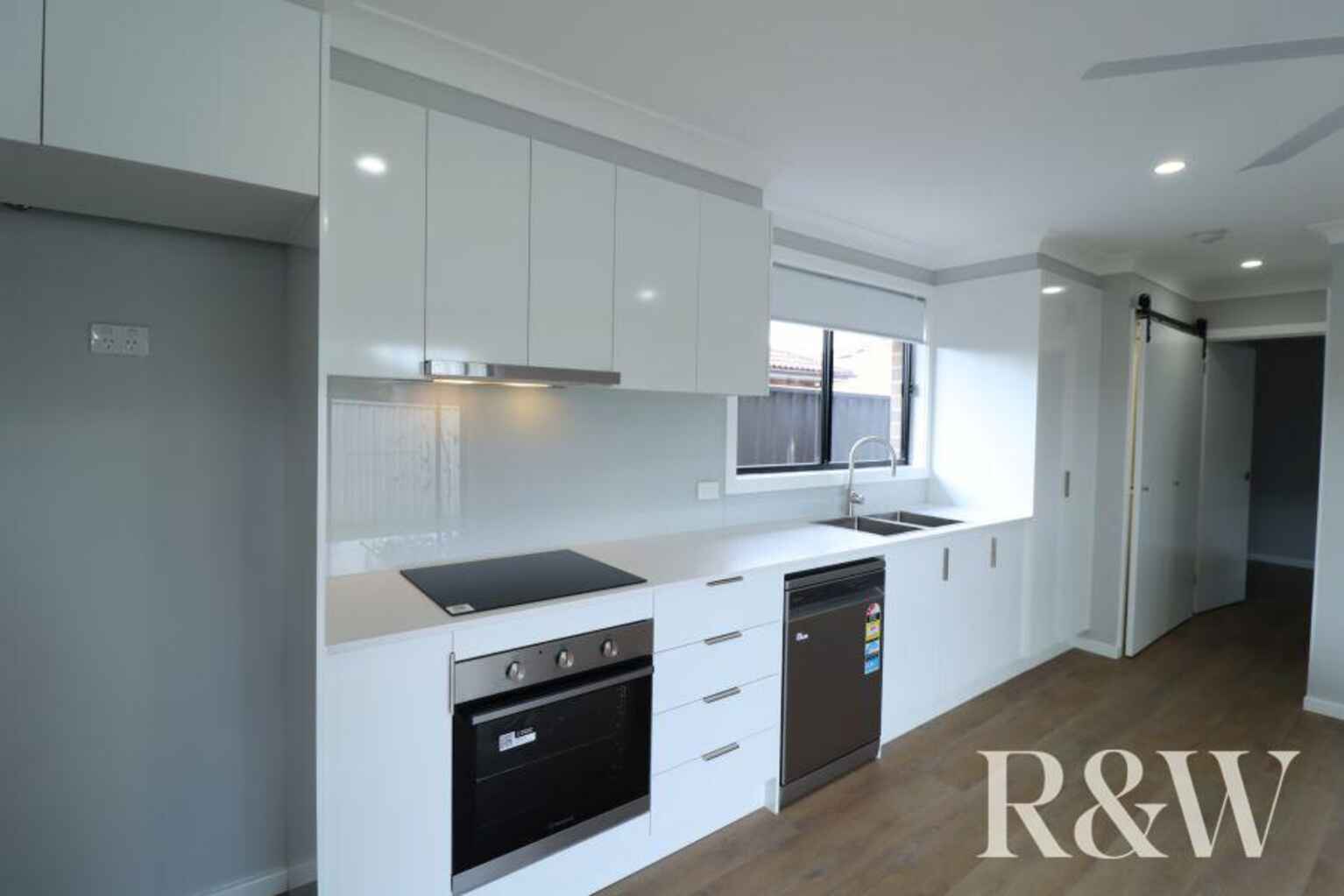 9A Tinarra Crescent Erskine Park