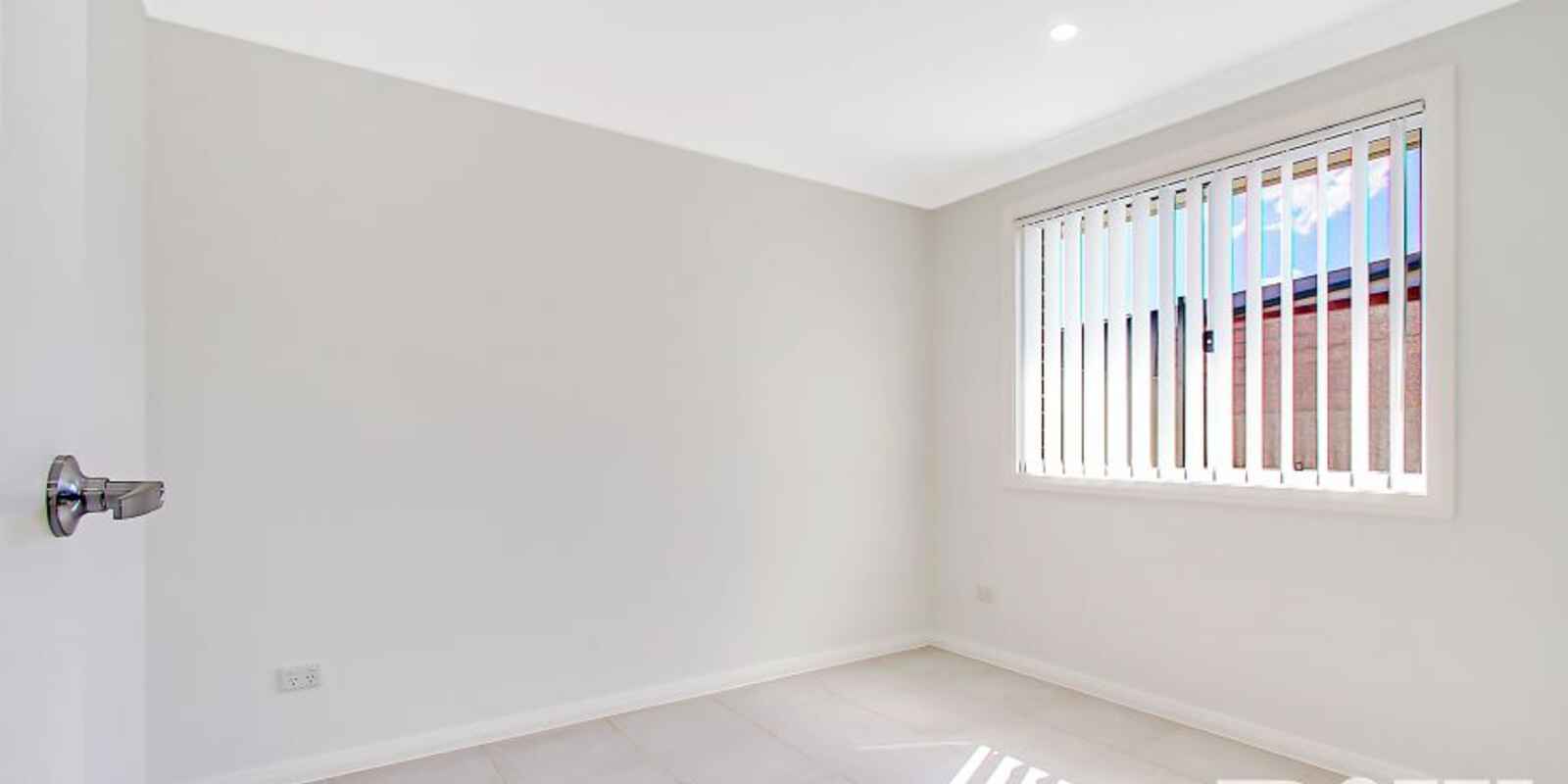 16A Mynah Close St Clair